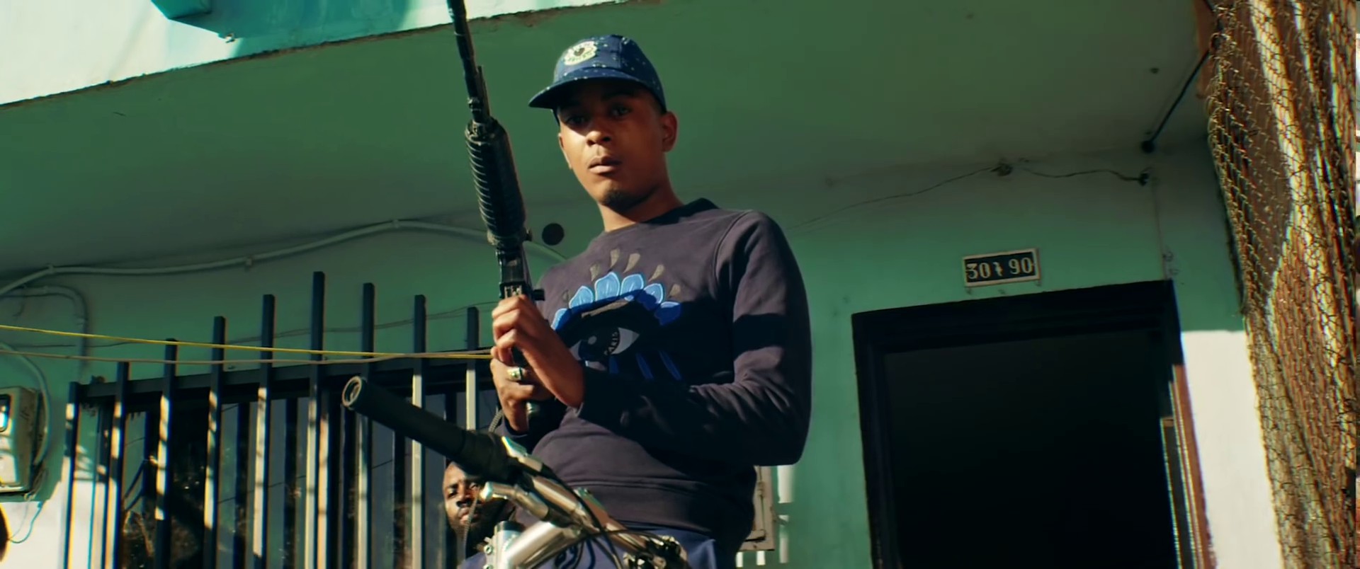 Medellín (2019) —  shot,  lighting