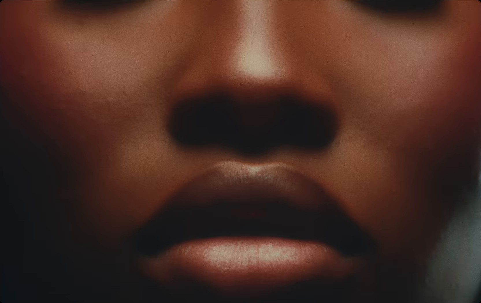 Ne doute pas (2024) —  shot,  lighting