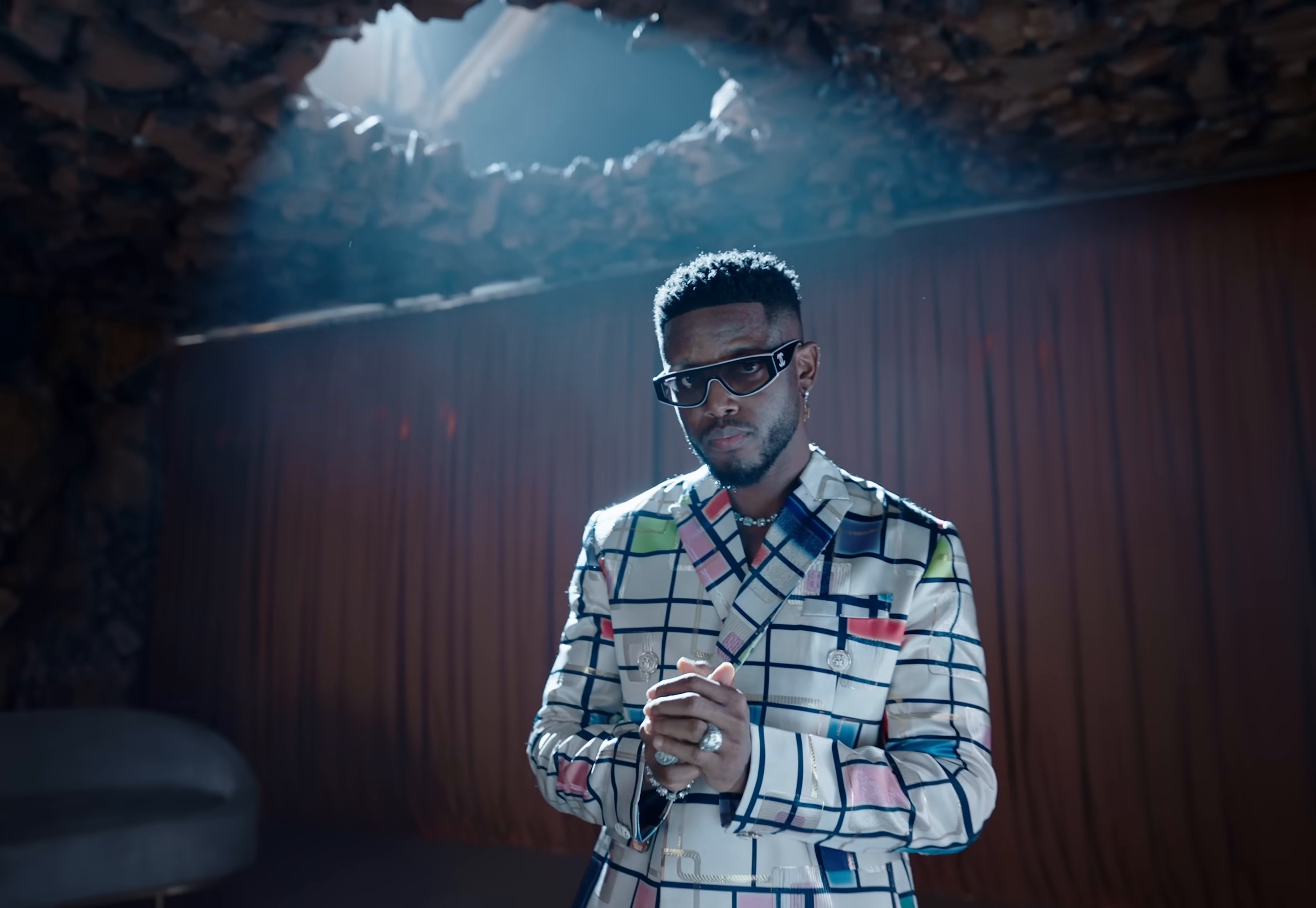 Funds (2024) —  shot,  lighting