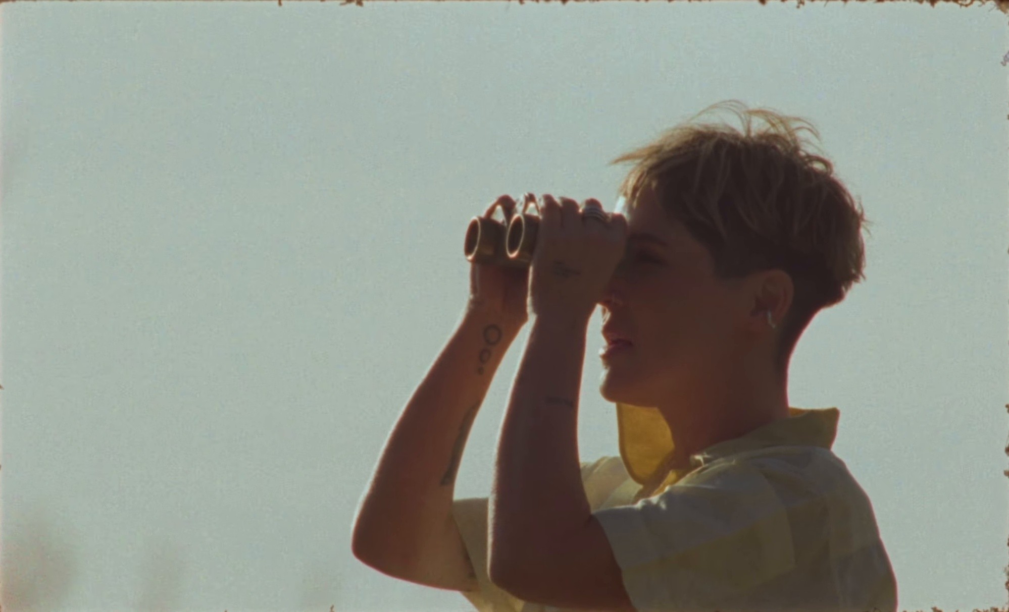 VOY CRECIENDO (2025) —  shot,  lighting