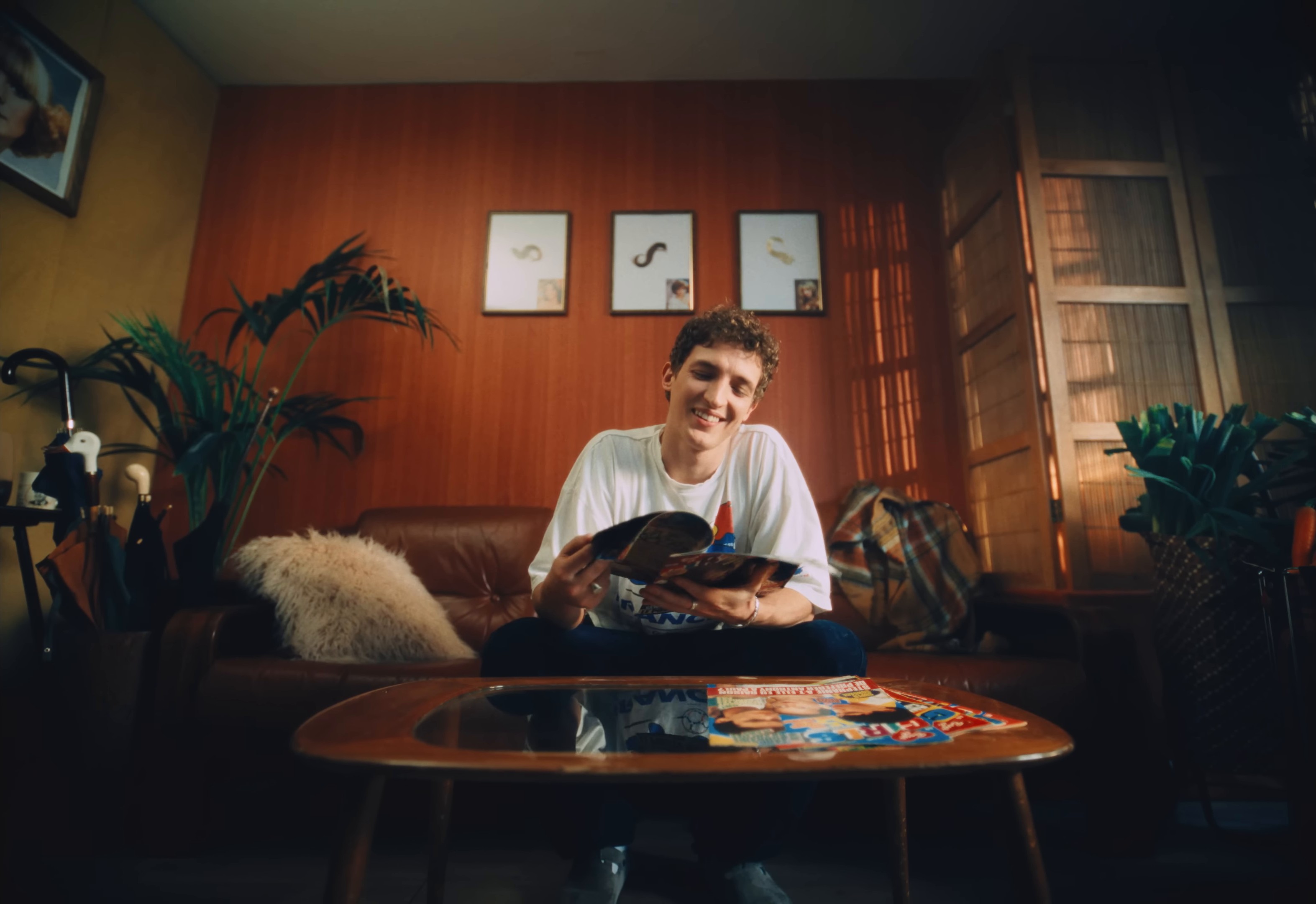 Julia (2024) —  shot,  lighting