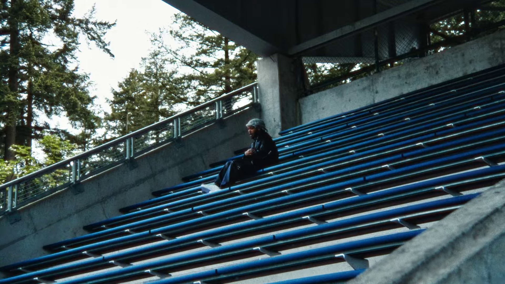 FLYLIKEDIS (2022) —  shot,  lighting