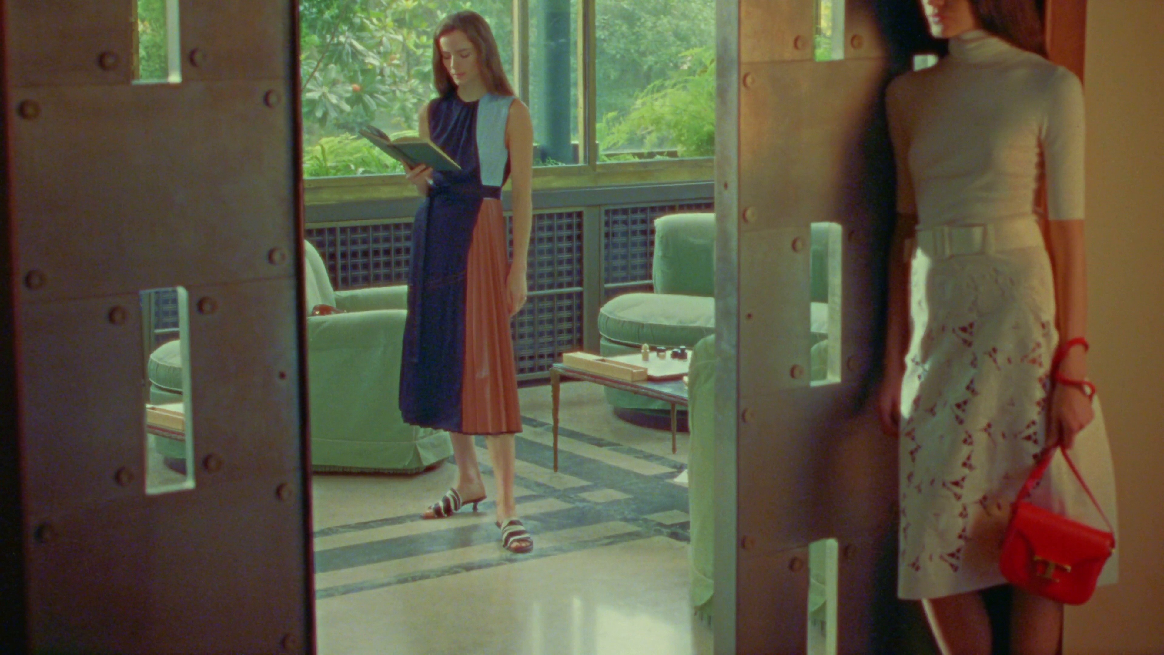 Tod's SS20 (2020) —  shot,  lighting