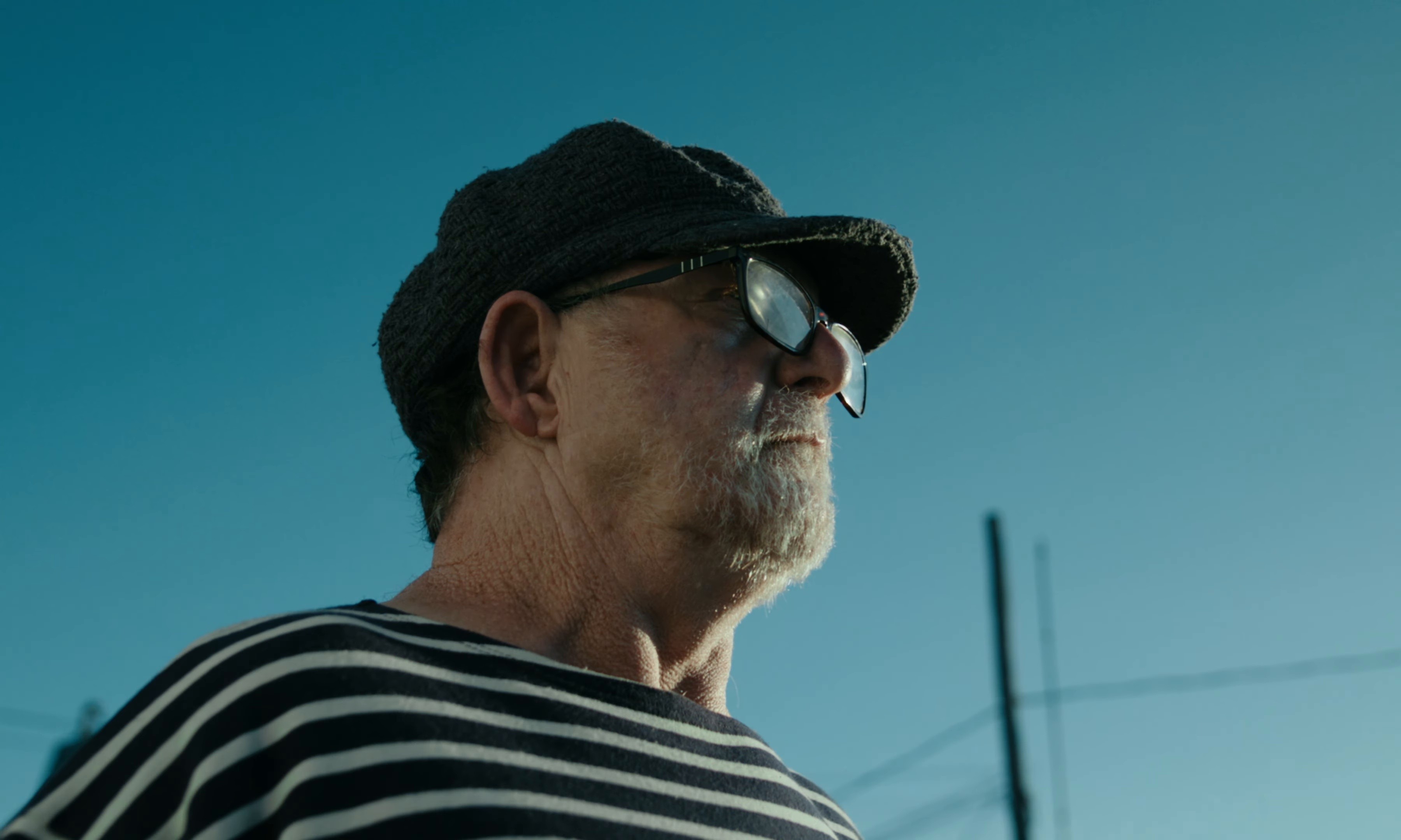 PAS ENCORE (2025) —  shot,  lighting