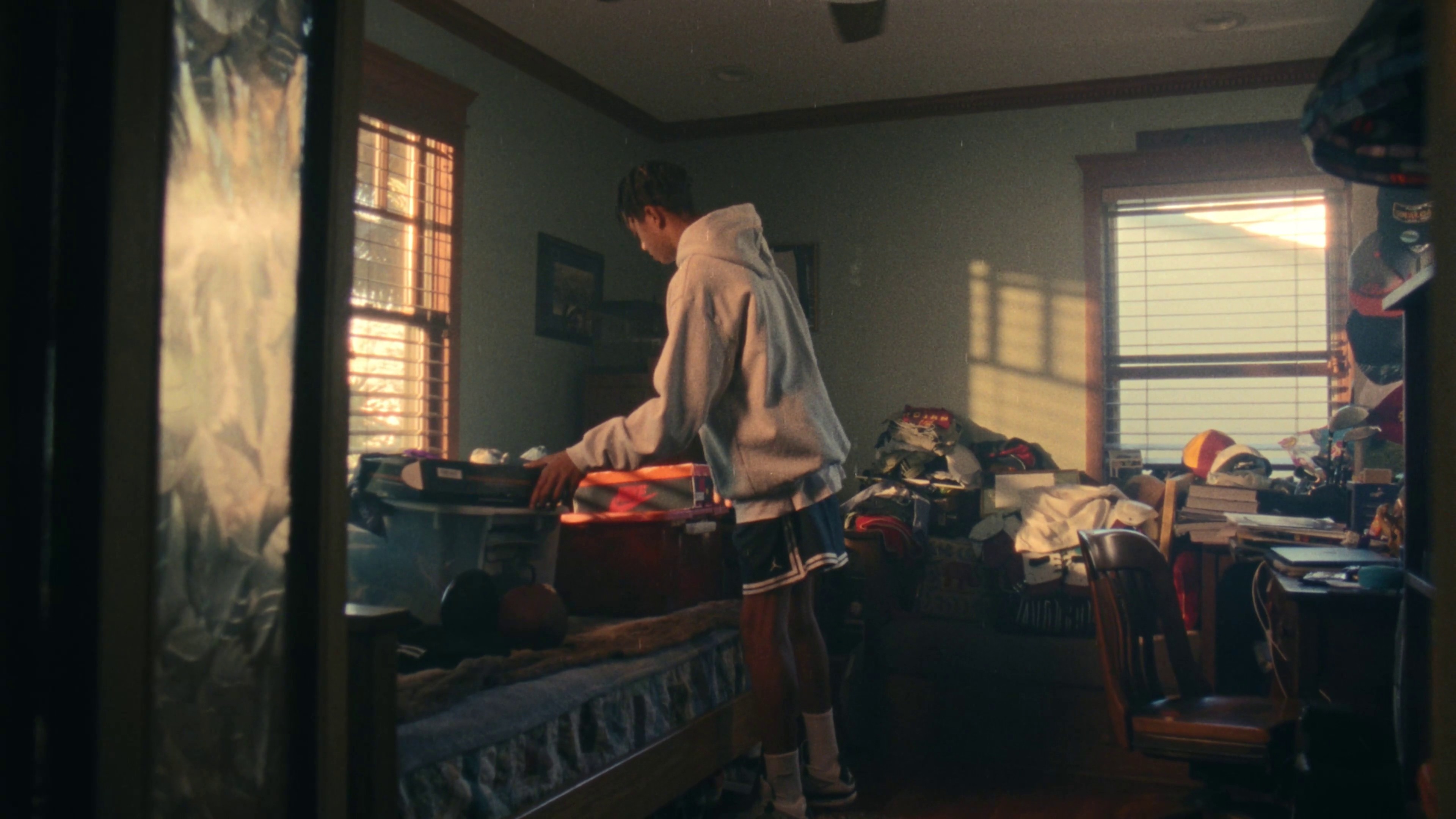 Nike Jordan 1 'Lost & Found' (2022) —  shot,  lighting