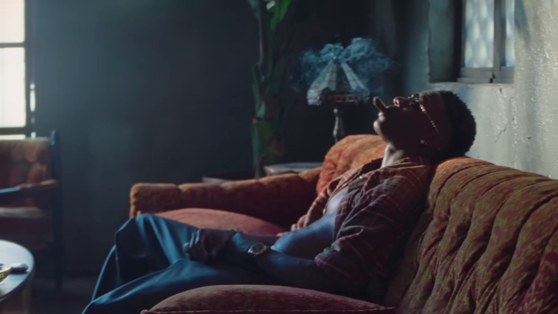 DYNAMITE  (2025) —  shot,  lighting