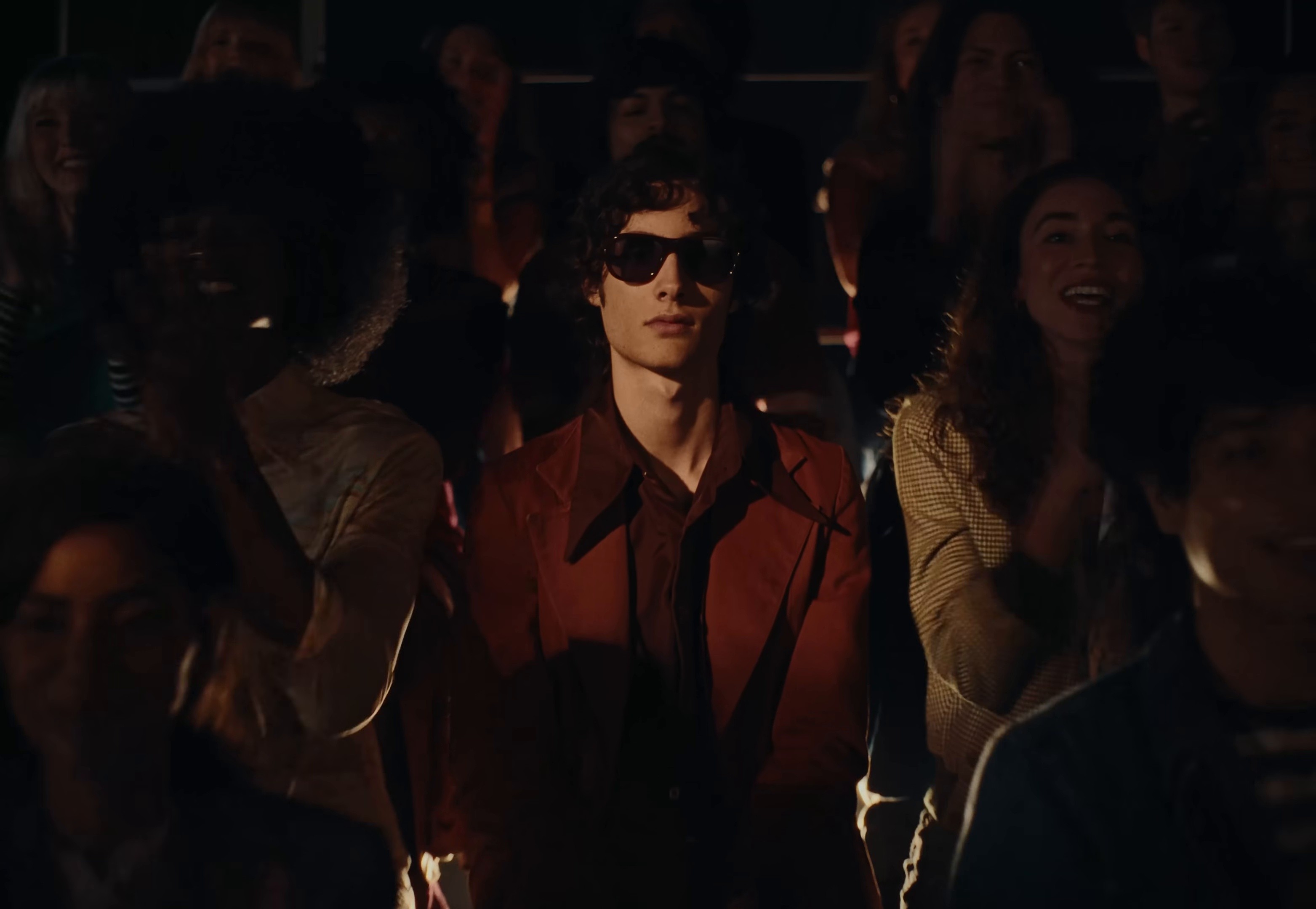 12 to 12 (2025) —  shot,  lighting