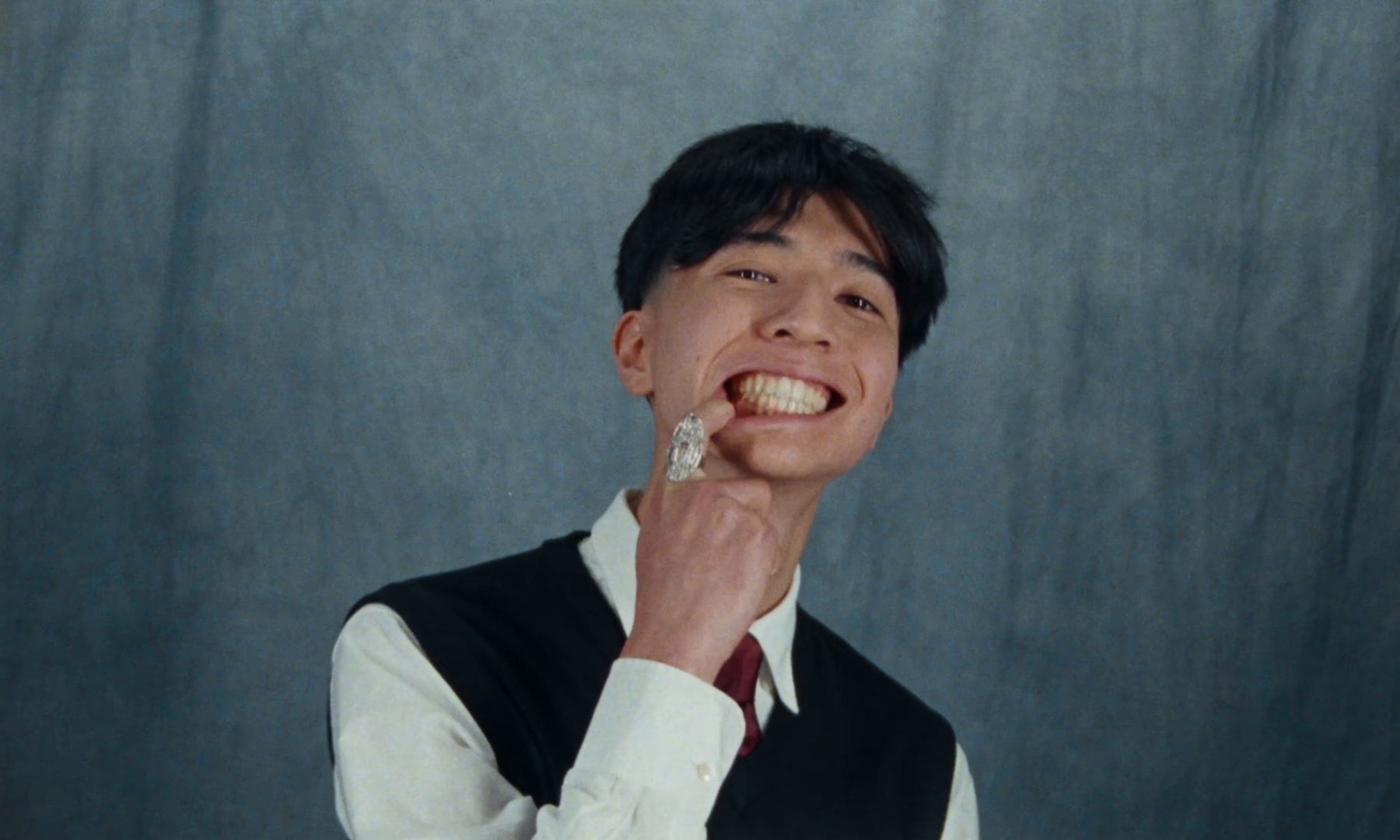 Loser (2024) —  shot,  lighting