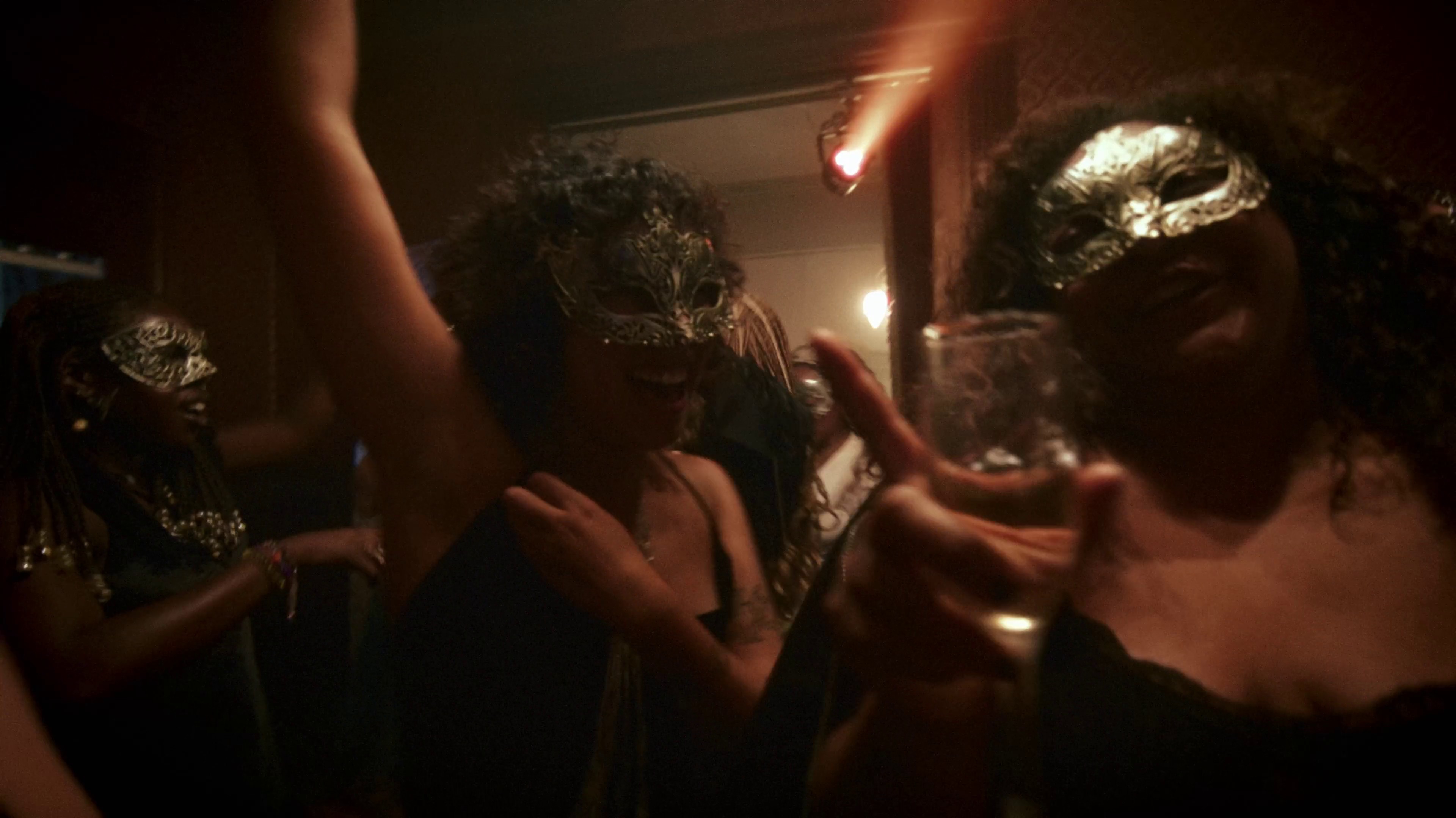 f2g (2023) —  shot,  lighting