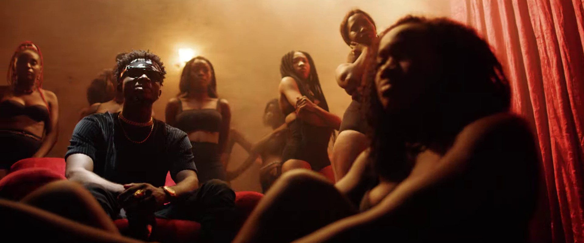 Love Nwantiti (2020) —  shot,  lighting