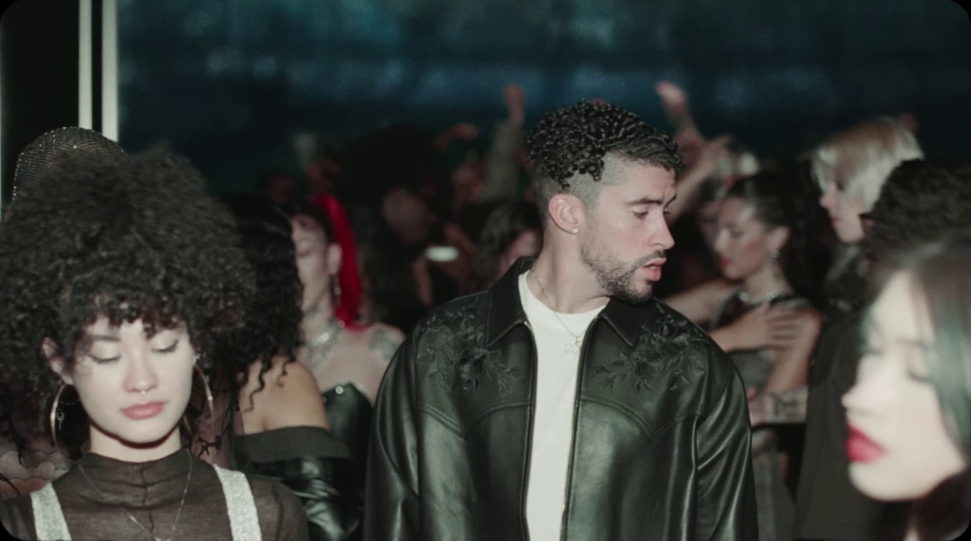 K-pop (2023) —  shot,  lighting