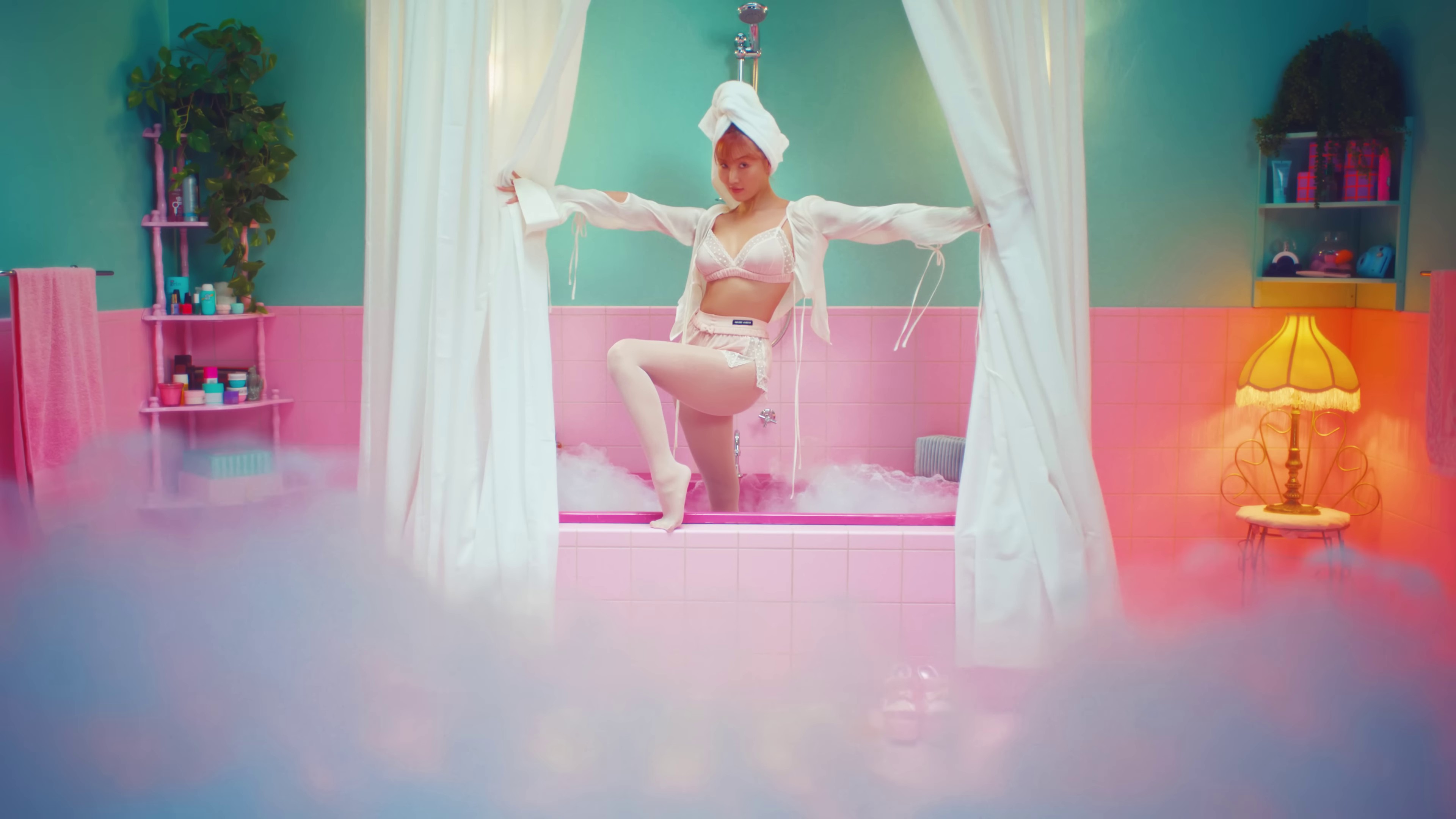 I Love My Body (2023) —  shot,  lighting