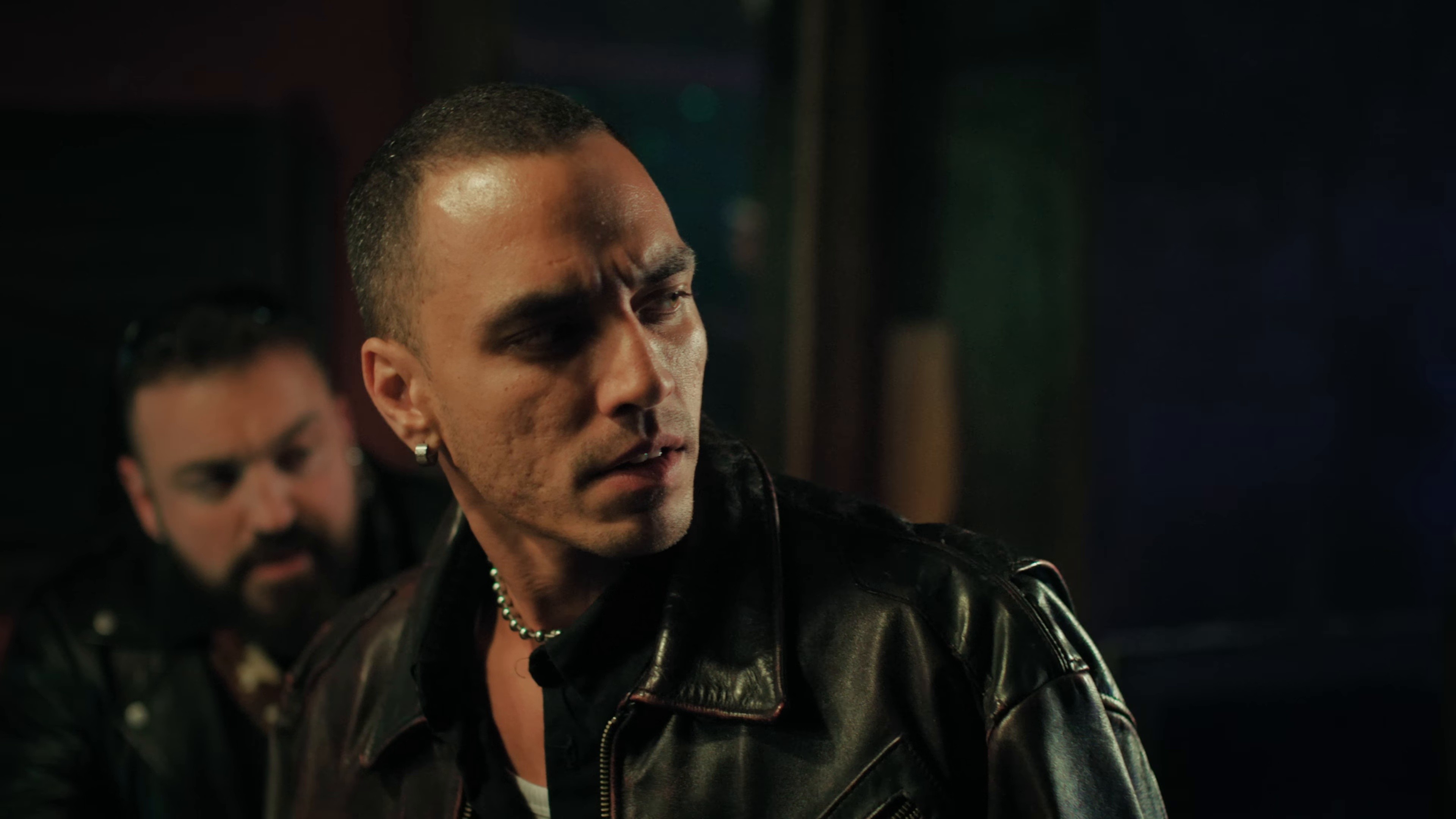 Q SOMOS? (2025) —  shot,  lighting