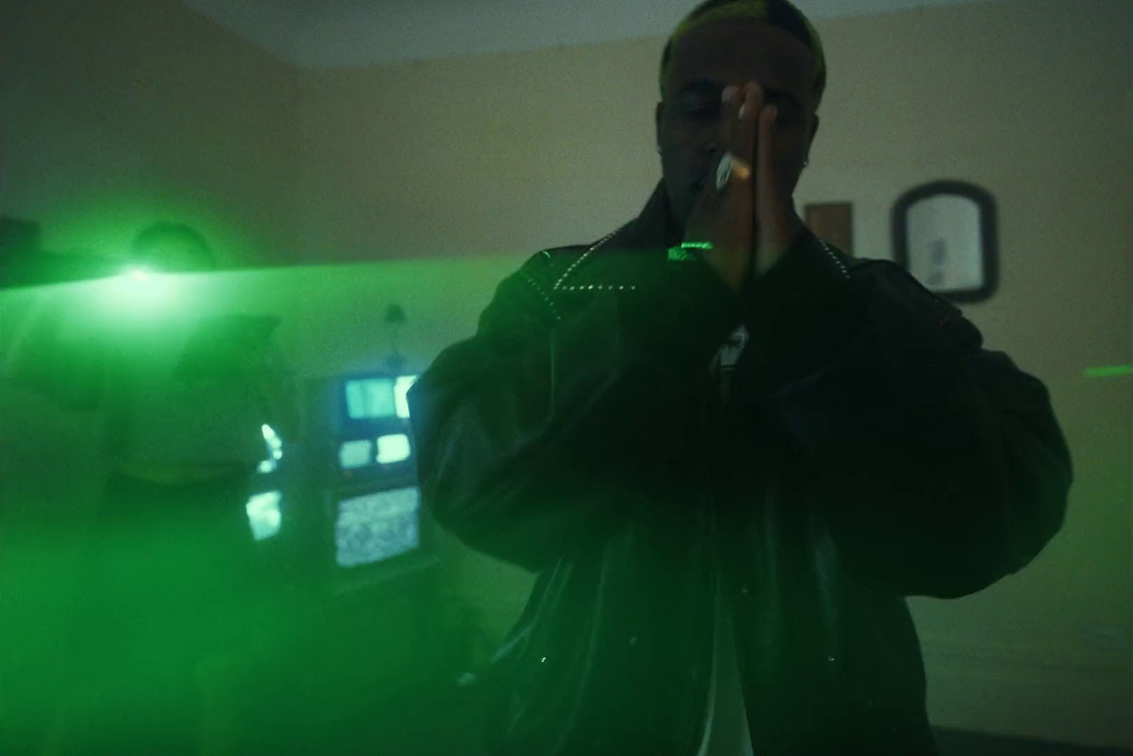 Green Juice (2021) —  shot,  lighting