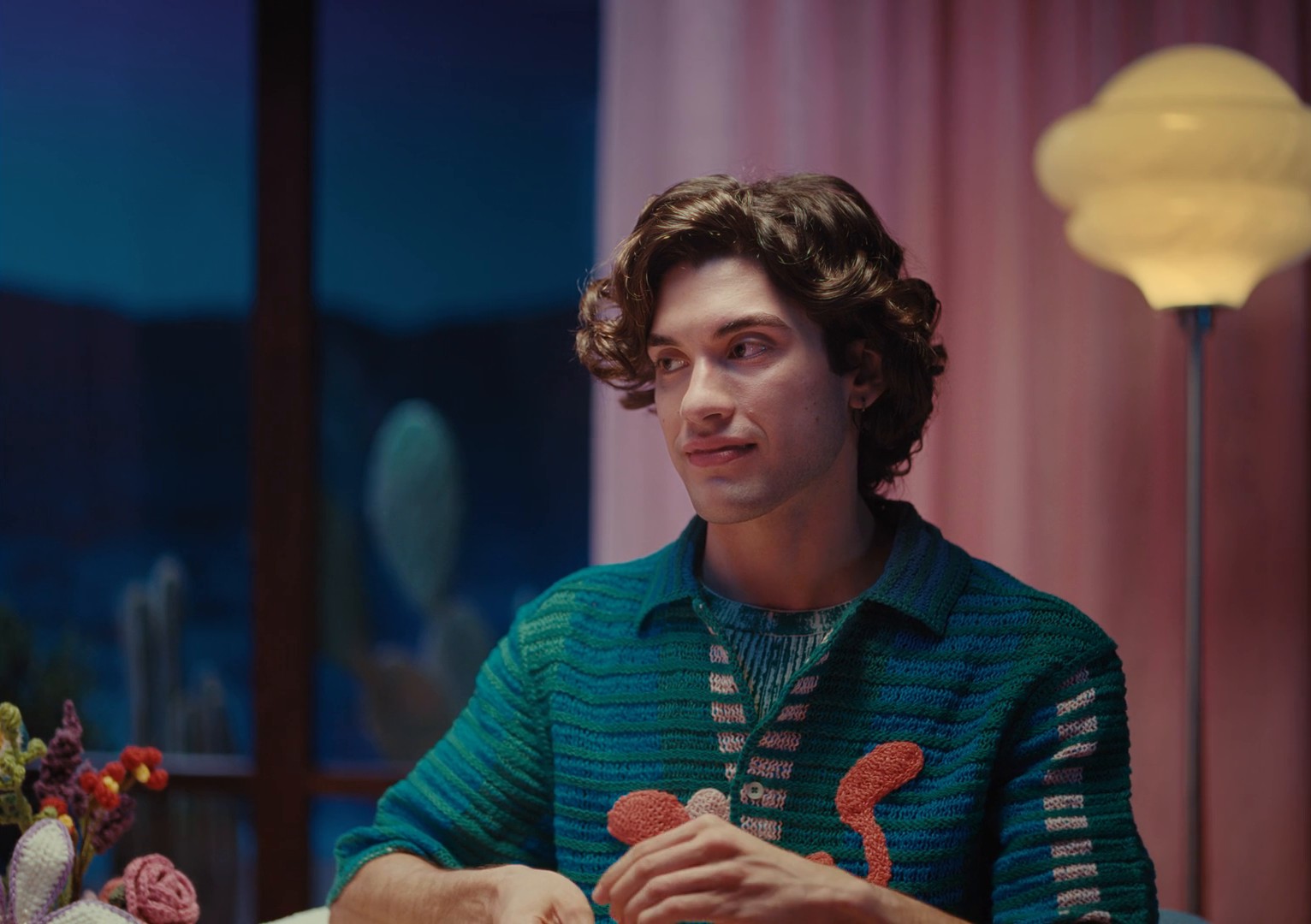 NATIONAL BANK OF GREECE - Next app - Knitting (2024) —  shot,  lighting