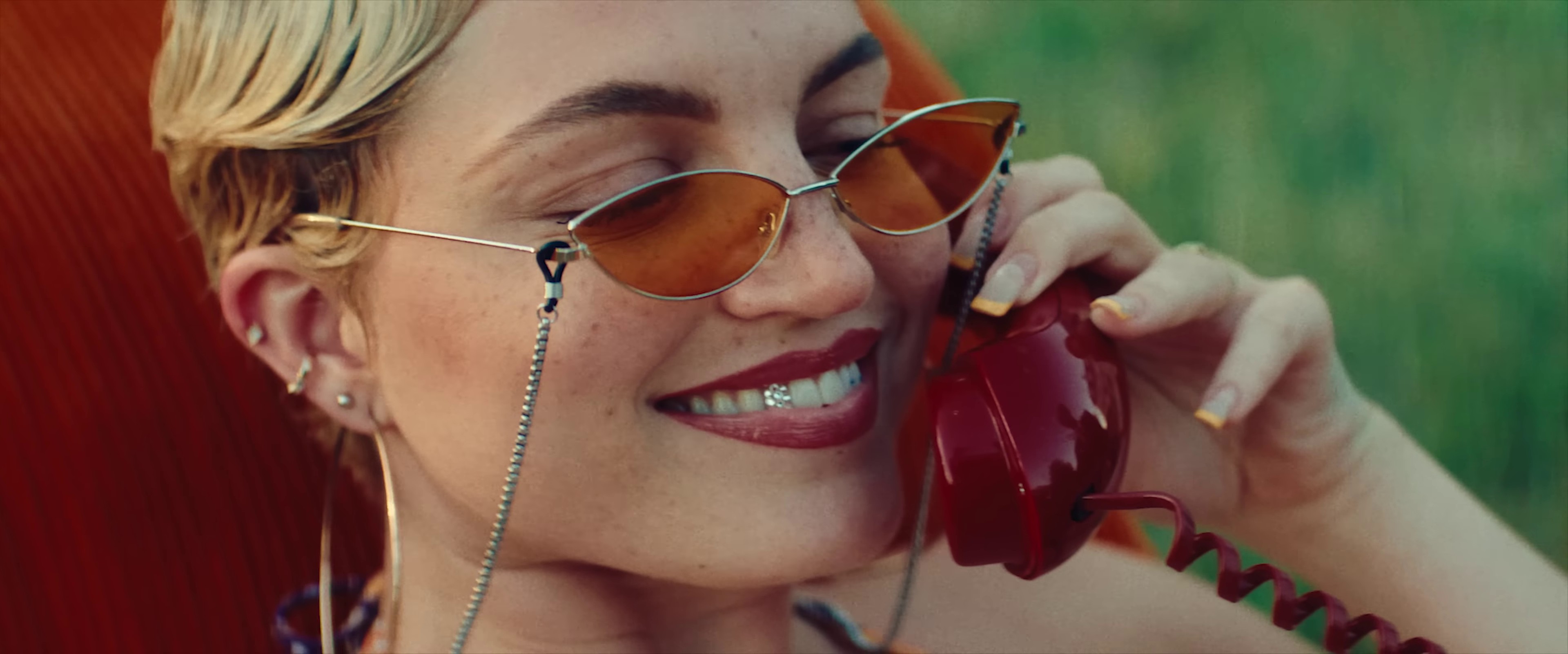 Fais de l'argent (2022) —  shot,  lighting