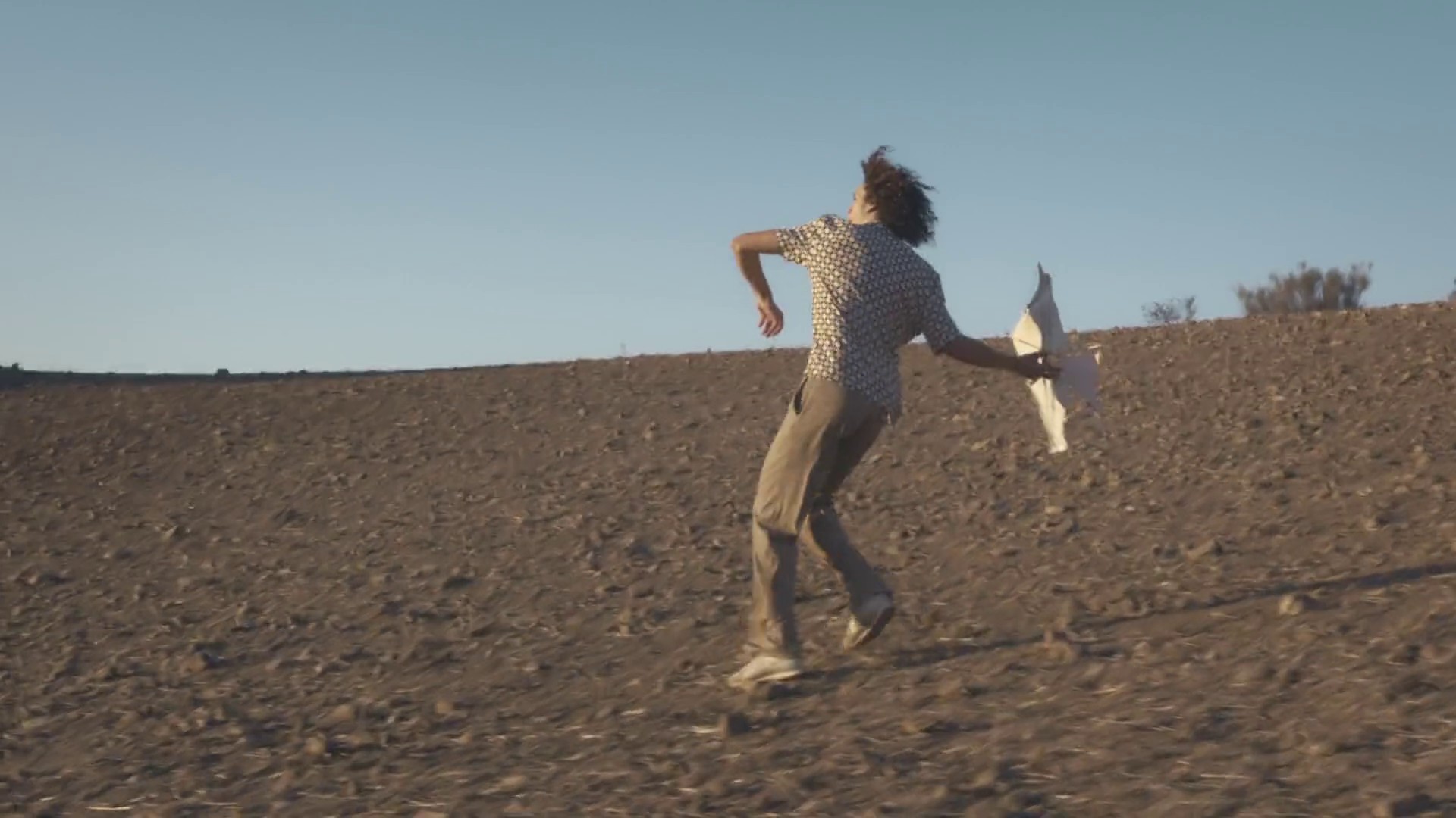 Sandro (2024) —  shot,  lighting