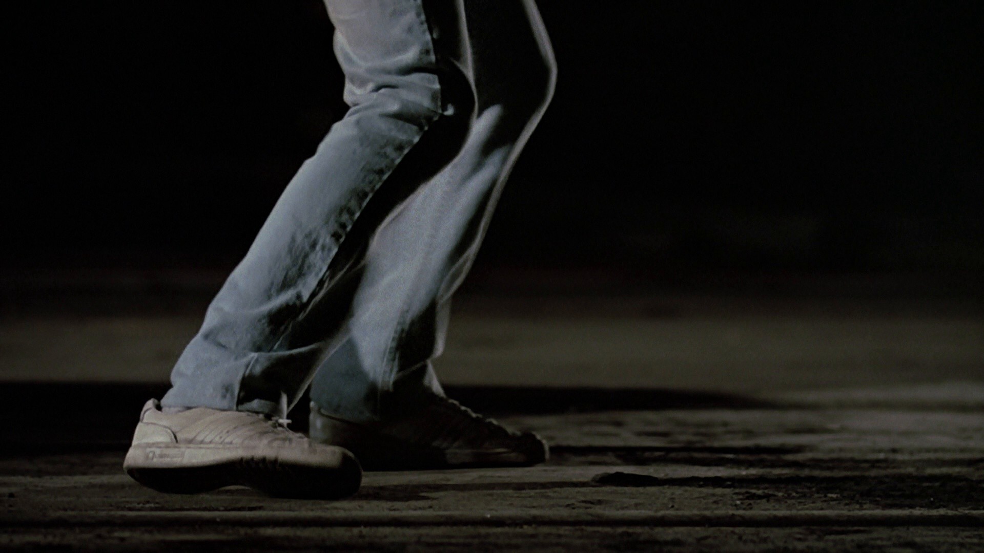 Footloose (1984) —  shot,  lighting