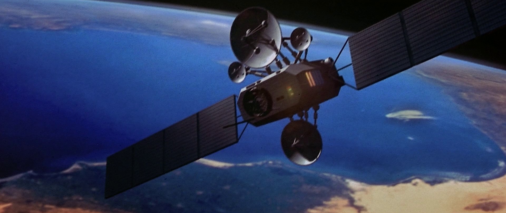 Double Team (1997) —  shot,  lighting