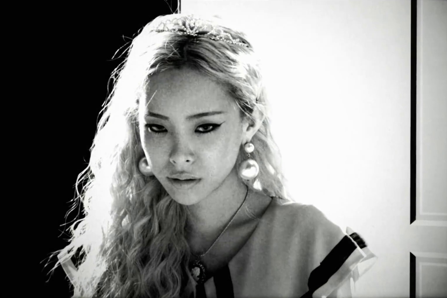 Jenga  (2018) —  shot,  lighting