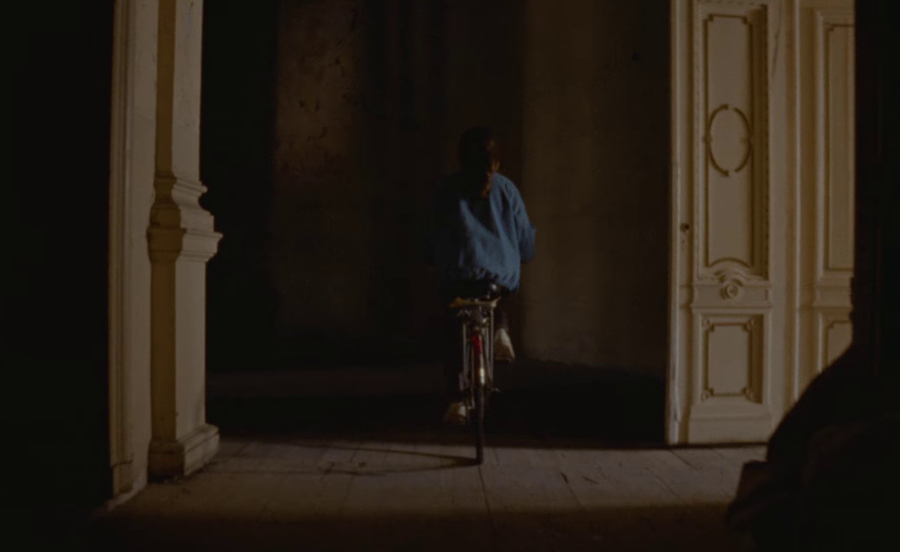 Don't Break My Heart (2023) —  shot,  lighting