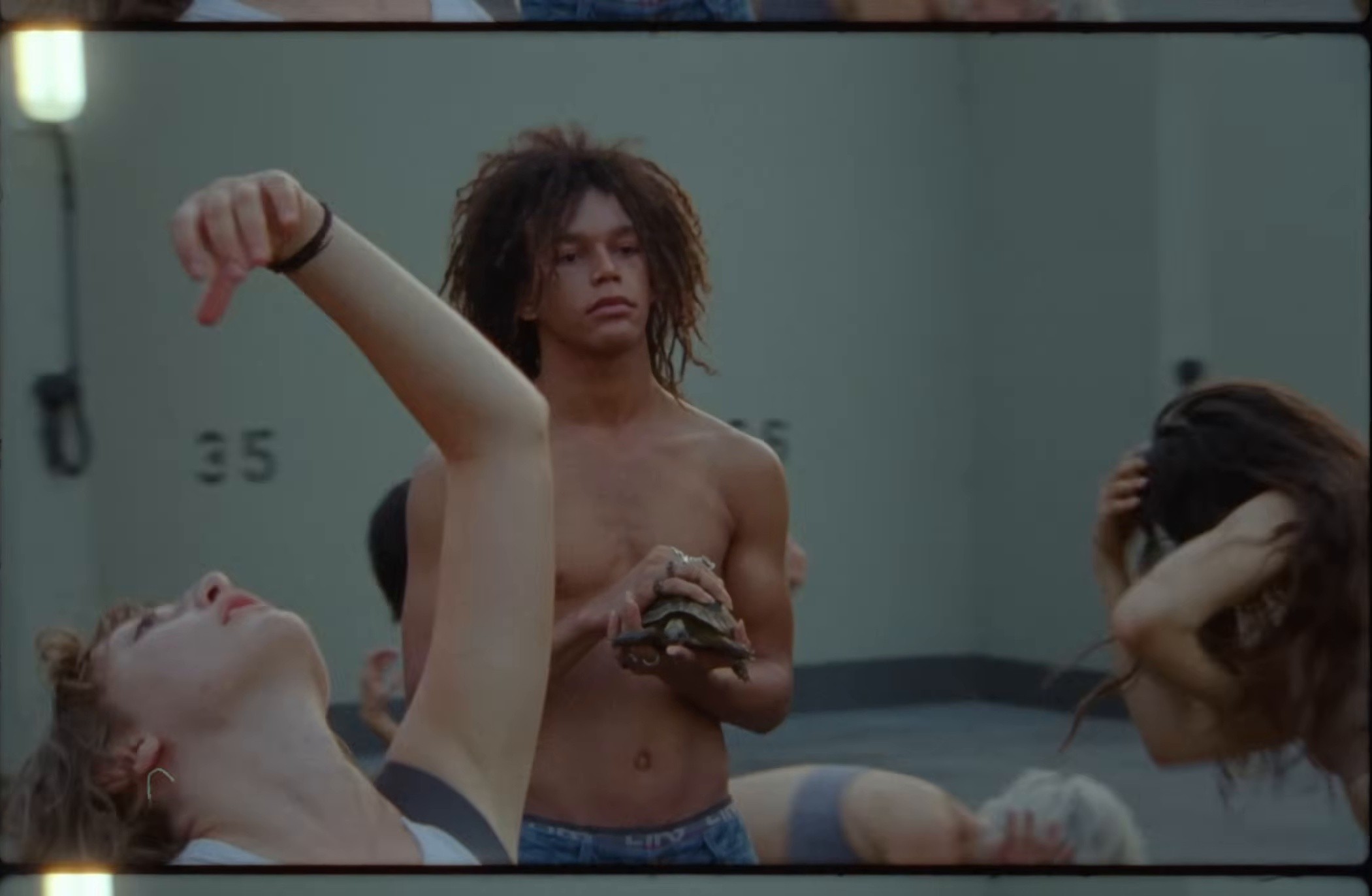 Perfect World  (2025) —  shot,  lighting