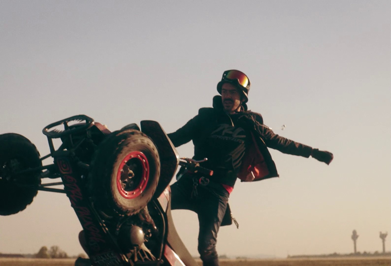 How much ( you want her ) (2018) —  shot,  lighting