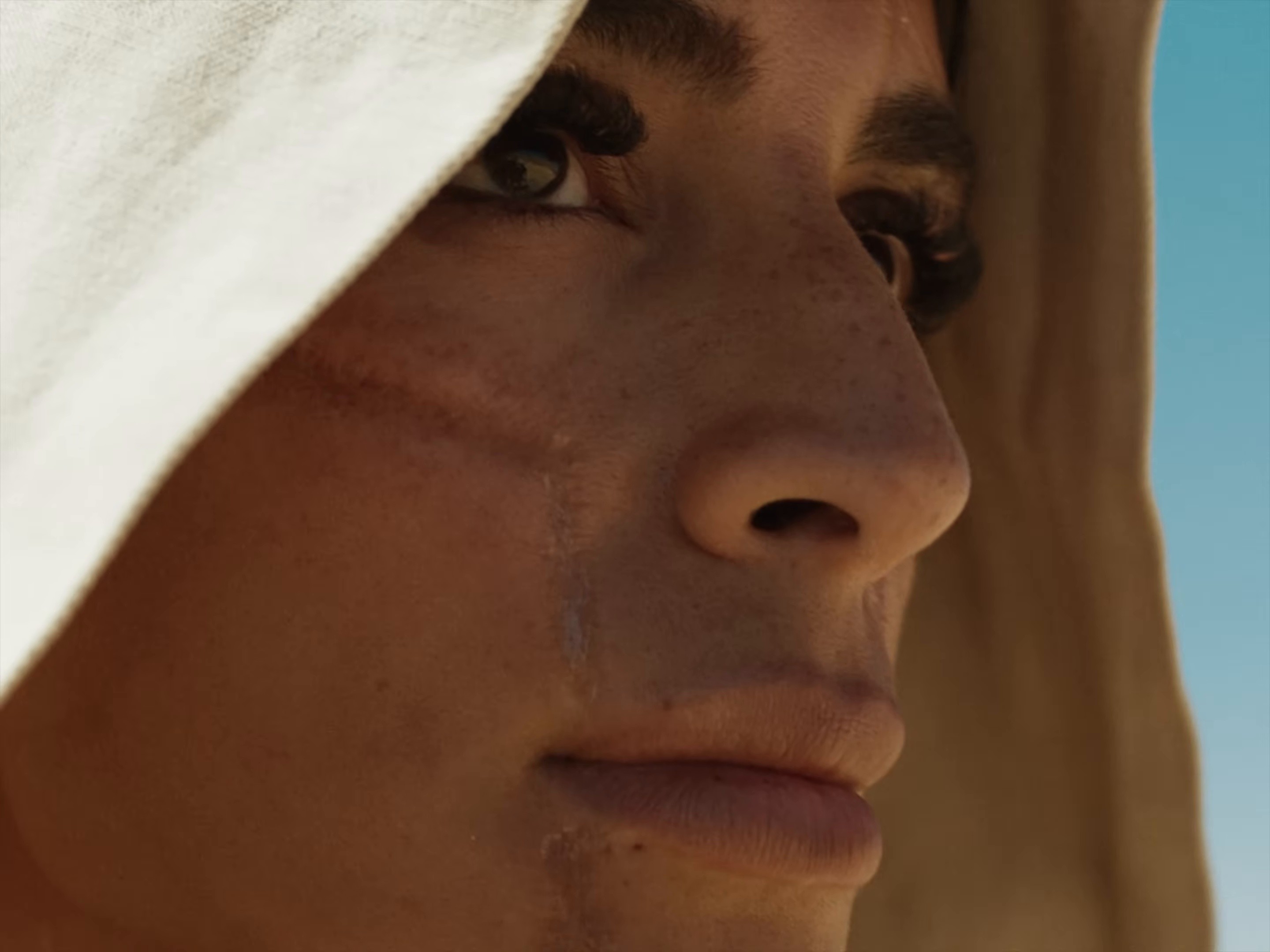 STRONG BECAUSE YOU ARE (2025) —  shot,  lighting