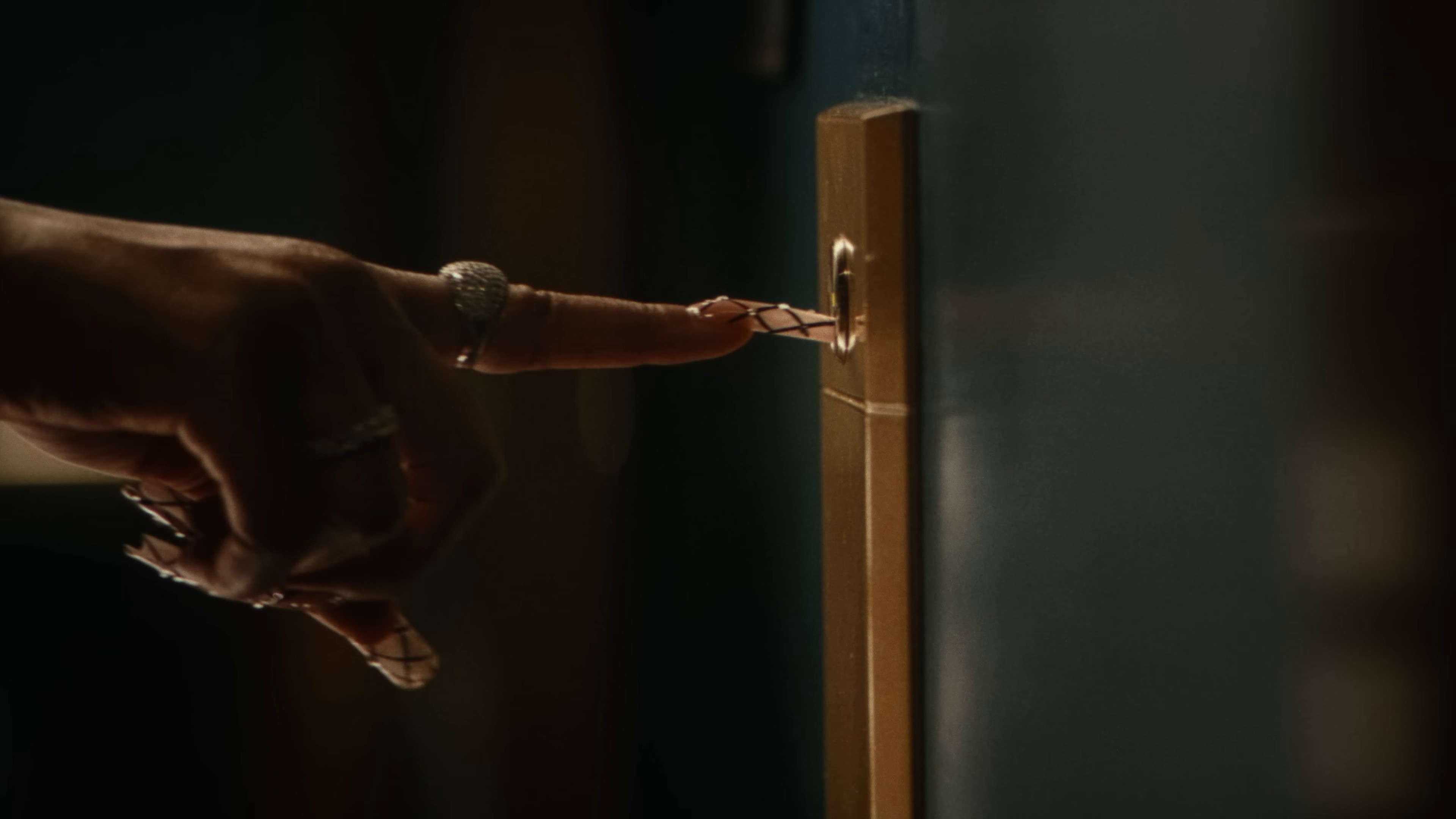 Boyfriend (2023) —  shot,  lighting