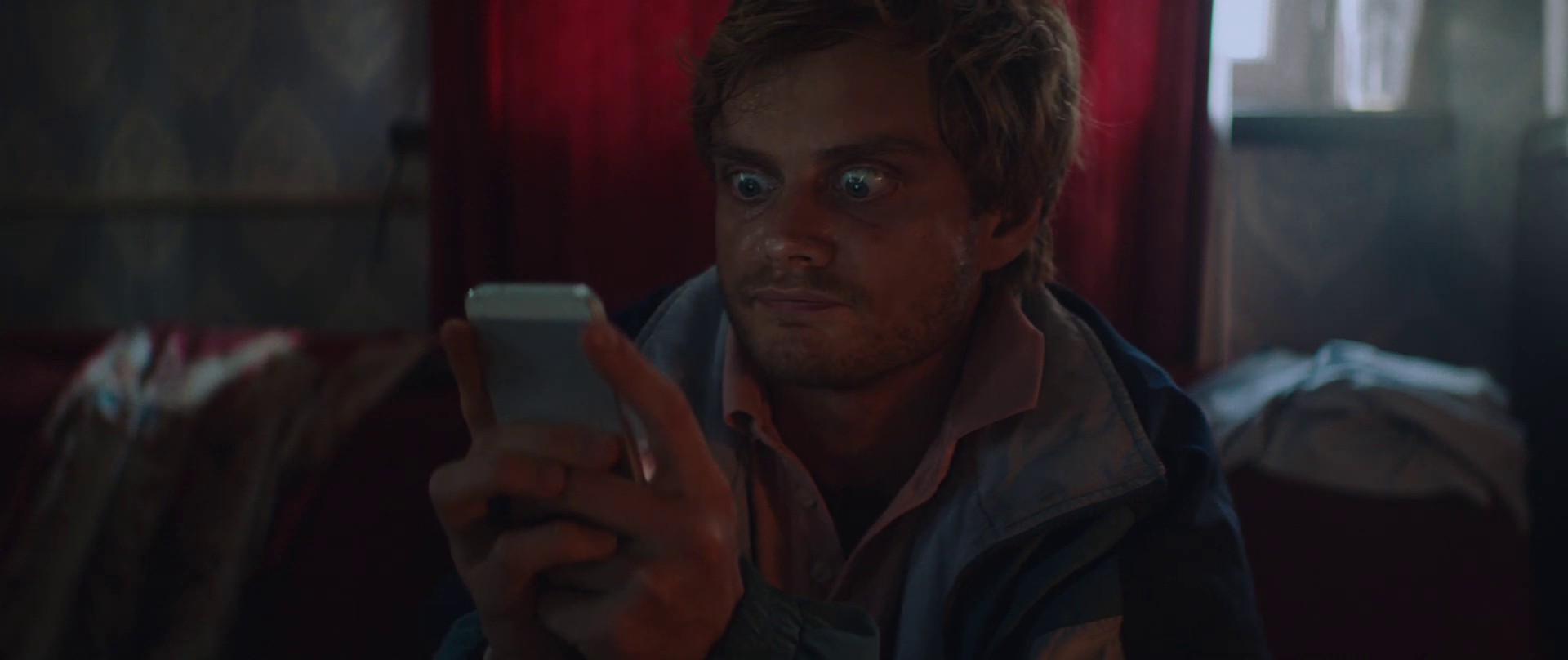 6am (Ready to Write) (2019) —  shot,  lighting