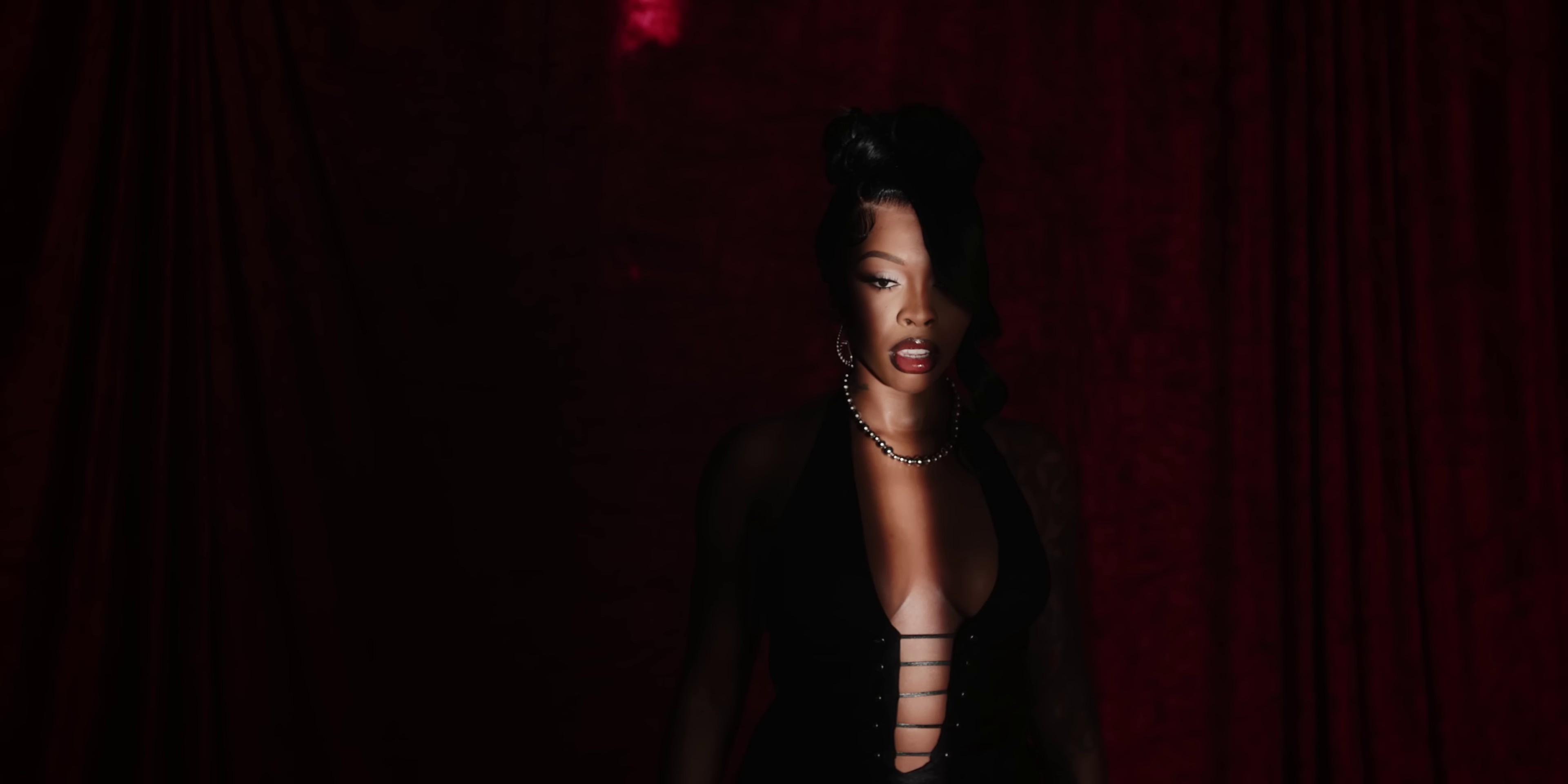 Huh (2024) —  shot,  lighting