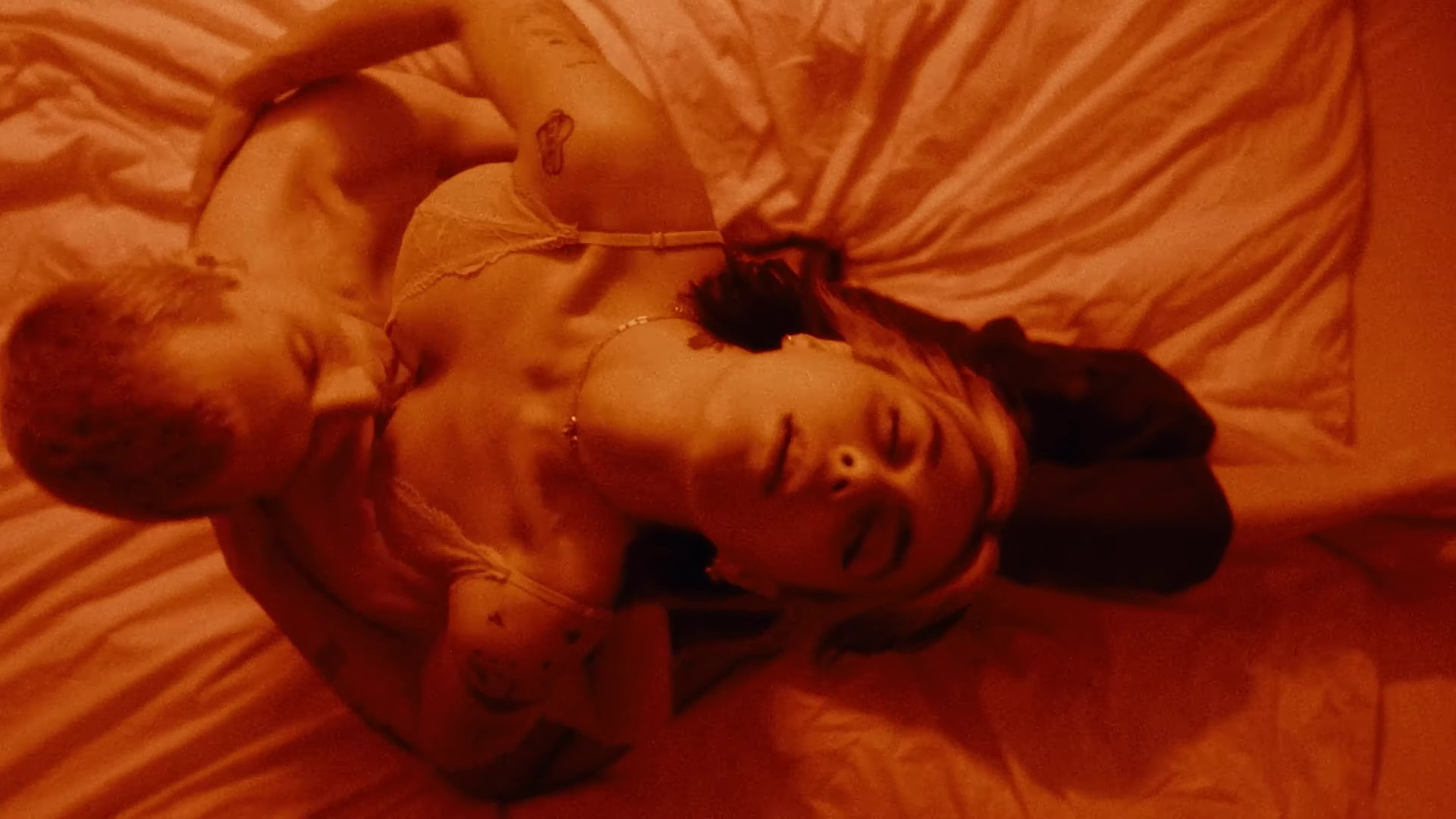 Aïe (2024) —  shot,  lighting