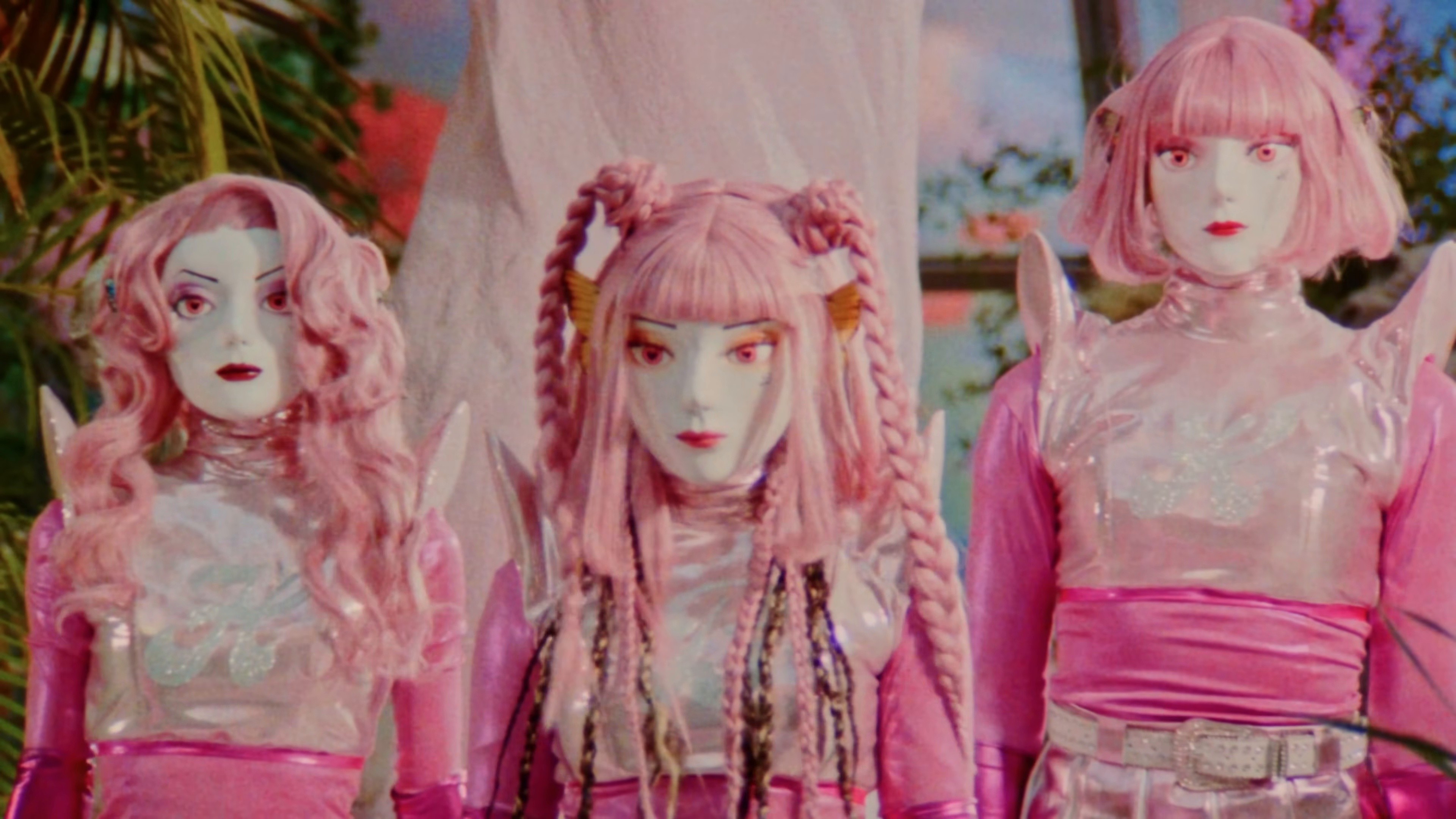 3XL (2026) —  shot,  lighting