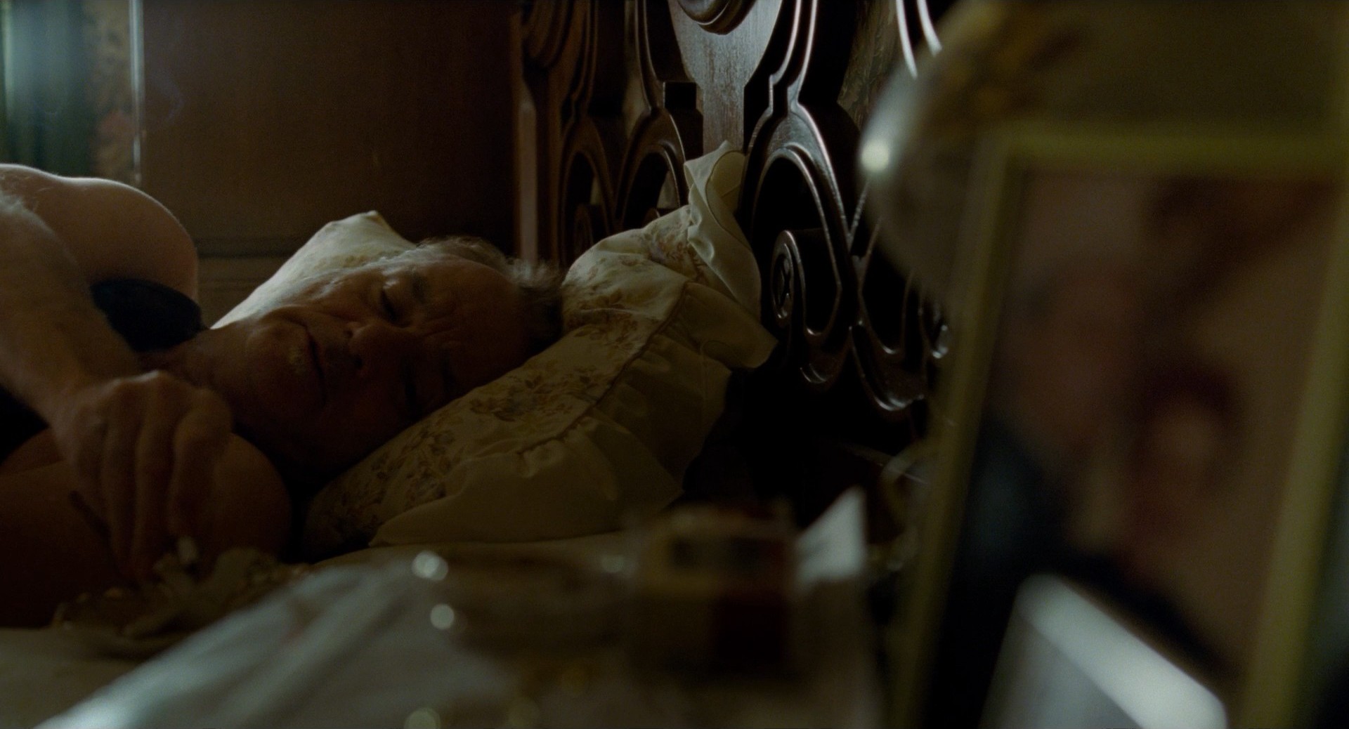 St. Vincent (2014) —  shot,  lighting