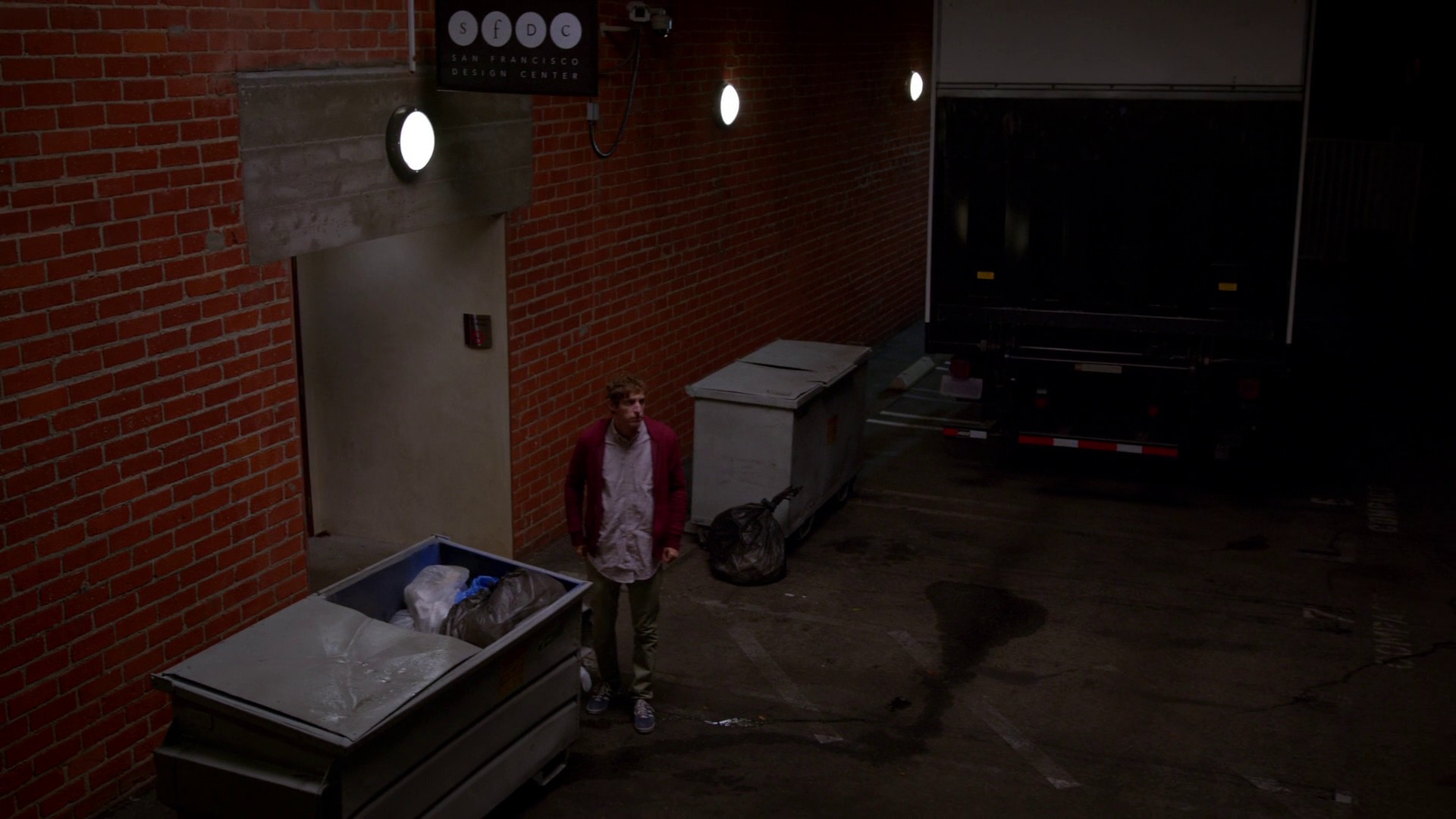 Optimal Tip-To-Tip Efficiency (2014) —  shot,  lighting