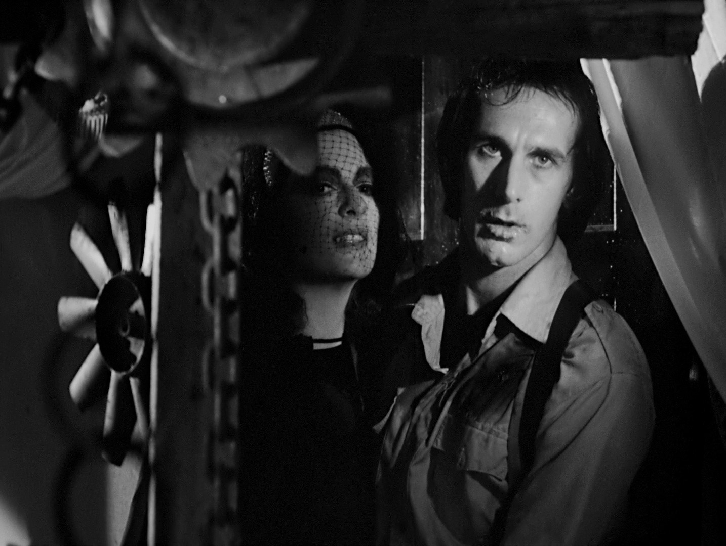 Singapore Sling (1990) —  shot,  lighting