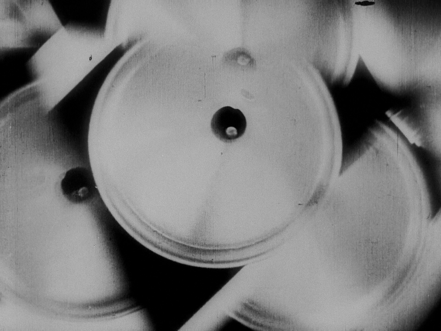 Ballet mécanique (1924) —  shot,  lighting