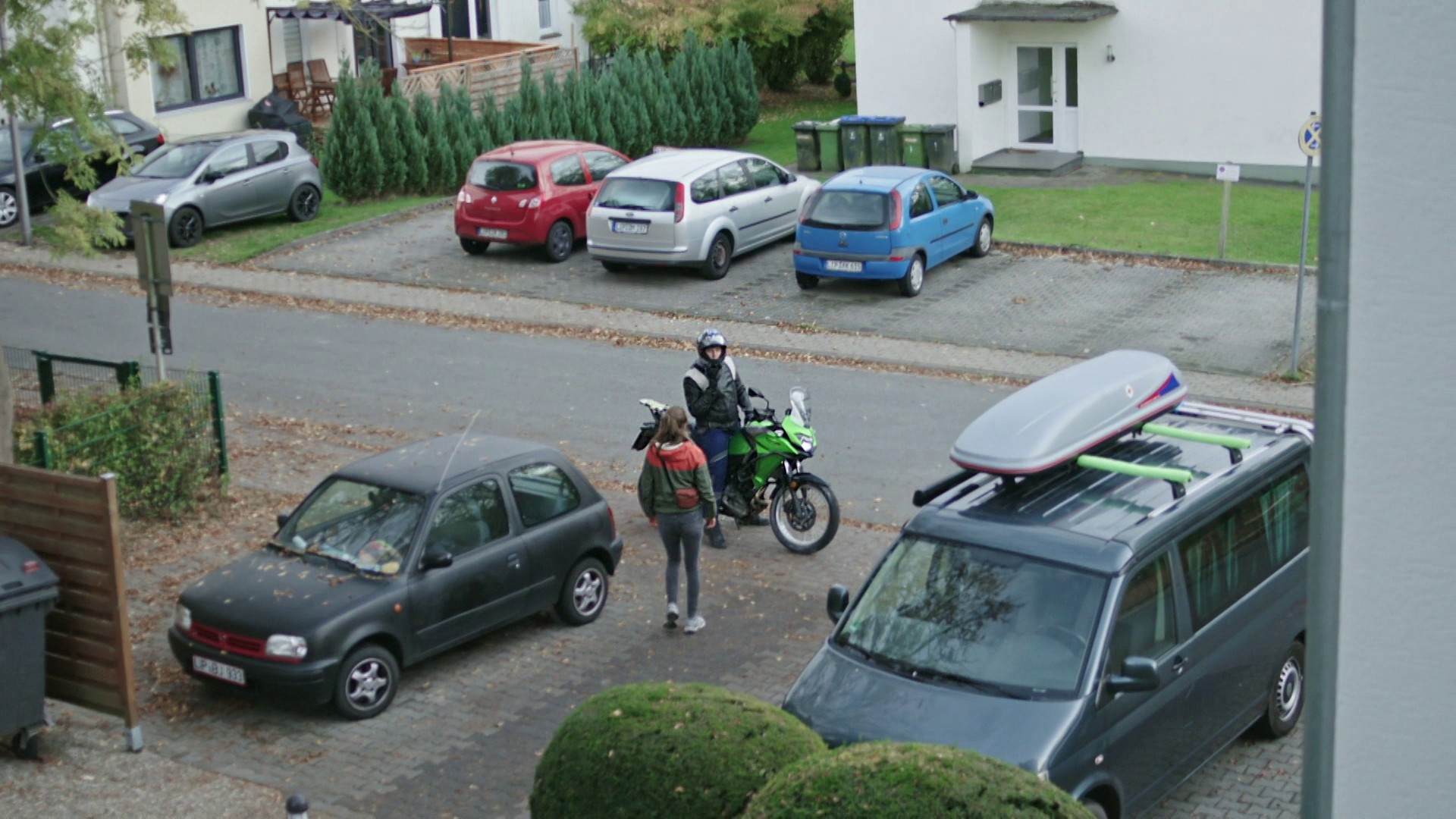 A Voluntary Year (2019) —  shot,  lighting