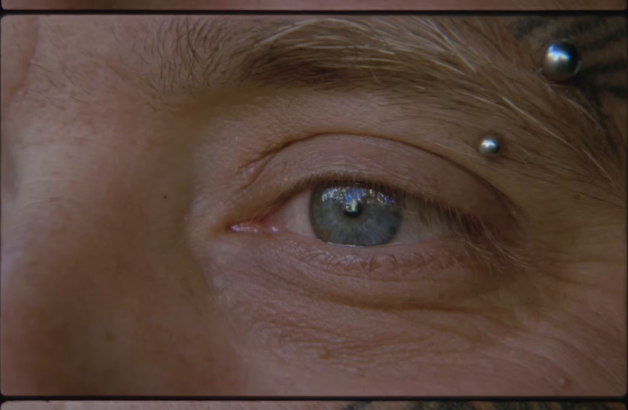 Perfect World  (2025) —  shot,  lighting