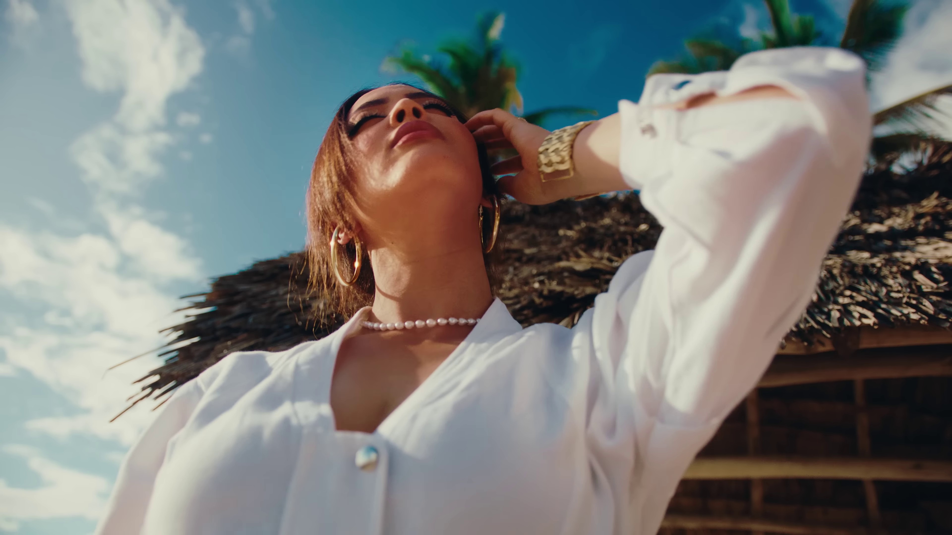 Pourquoi pas  (2022) —  shot,  lighting