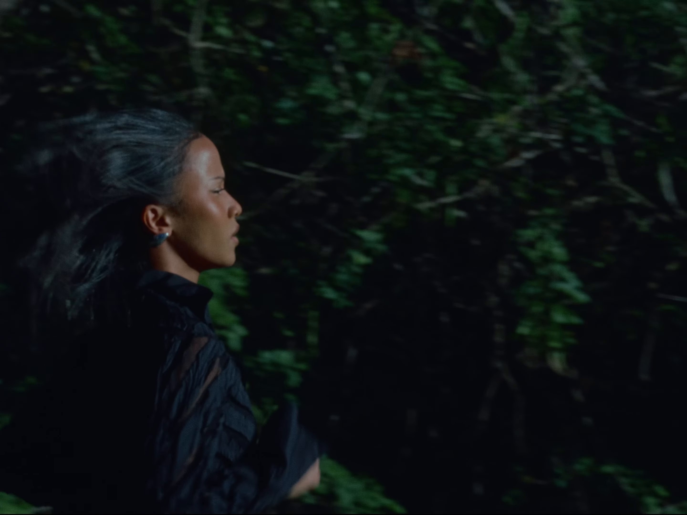 Don't Worry Bout Me (2024) —  shot,  lighting