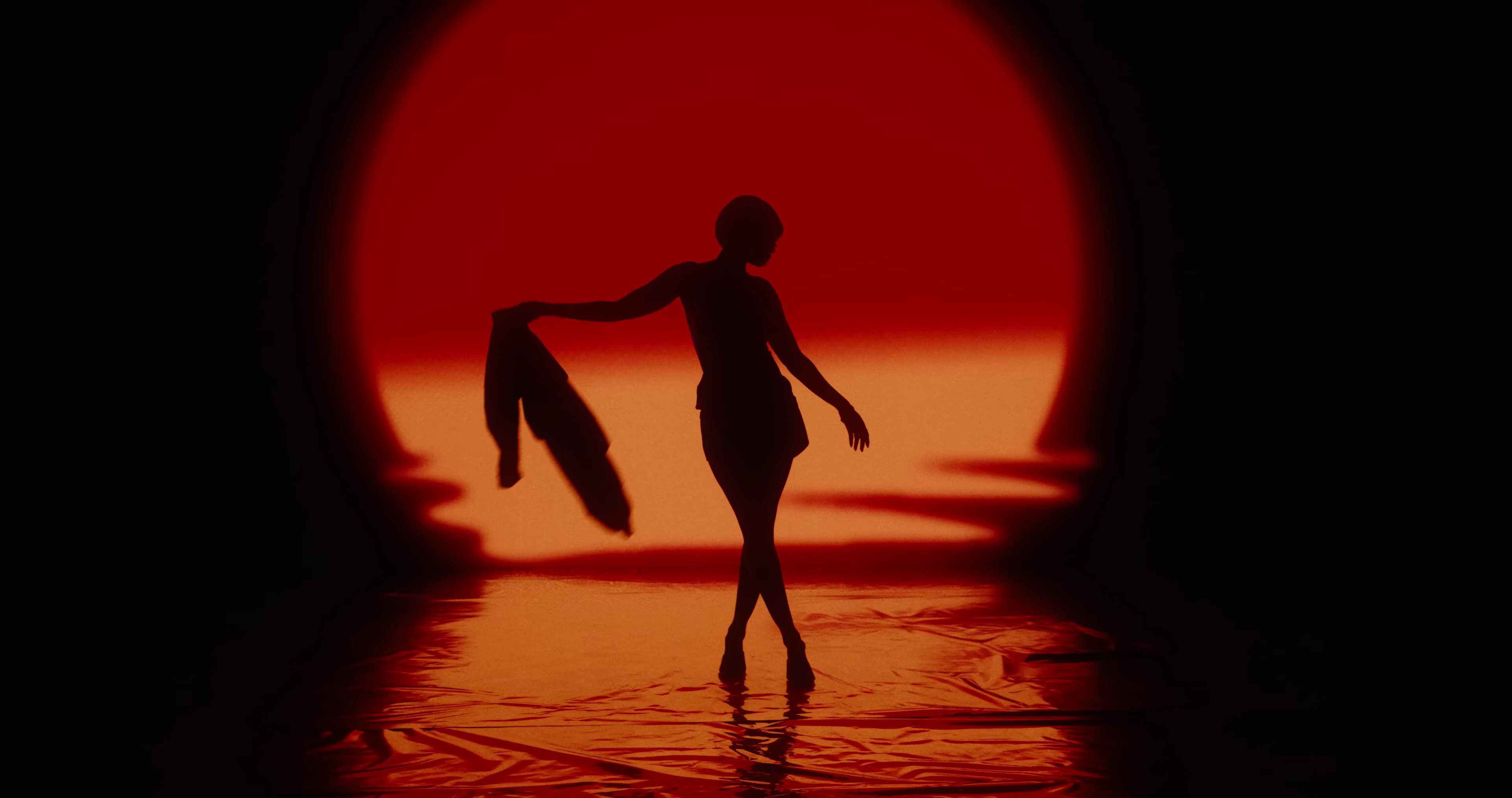 Aïcha  (2023) —  shot,  lighting