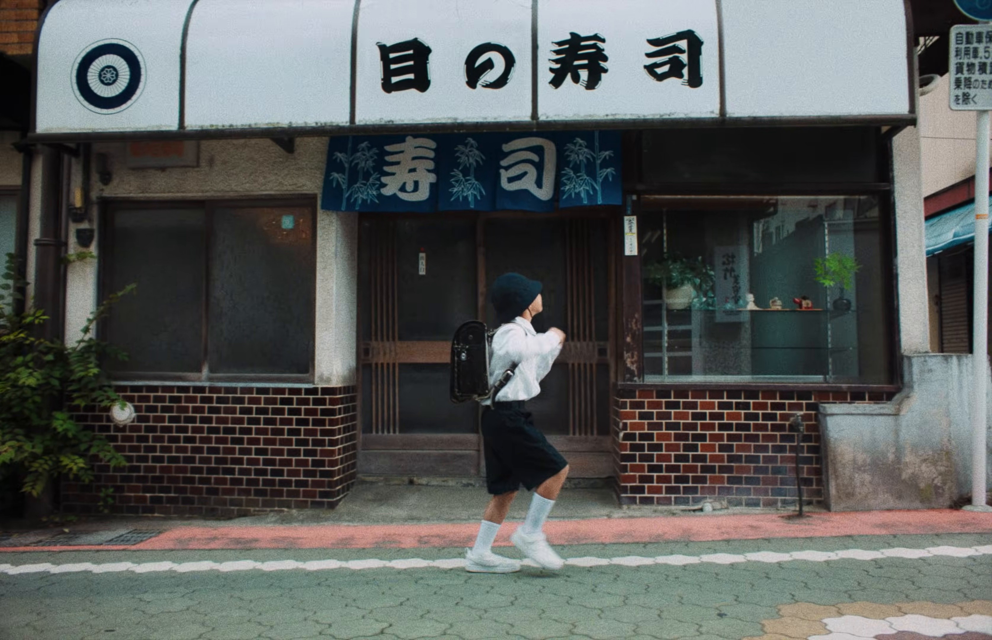 DUET (2025) —  shot,  lighting