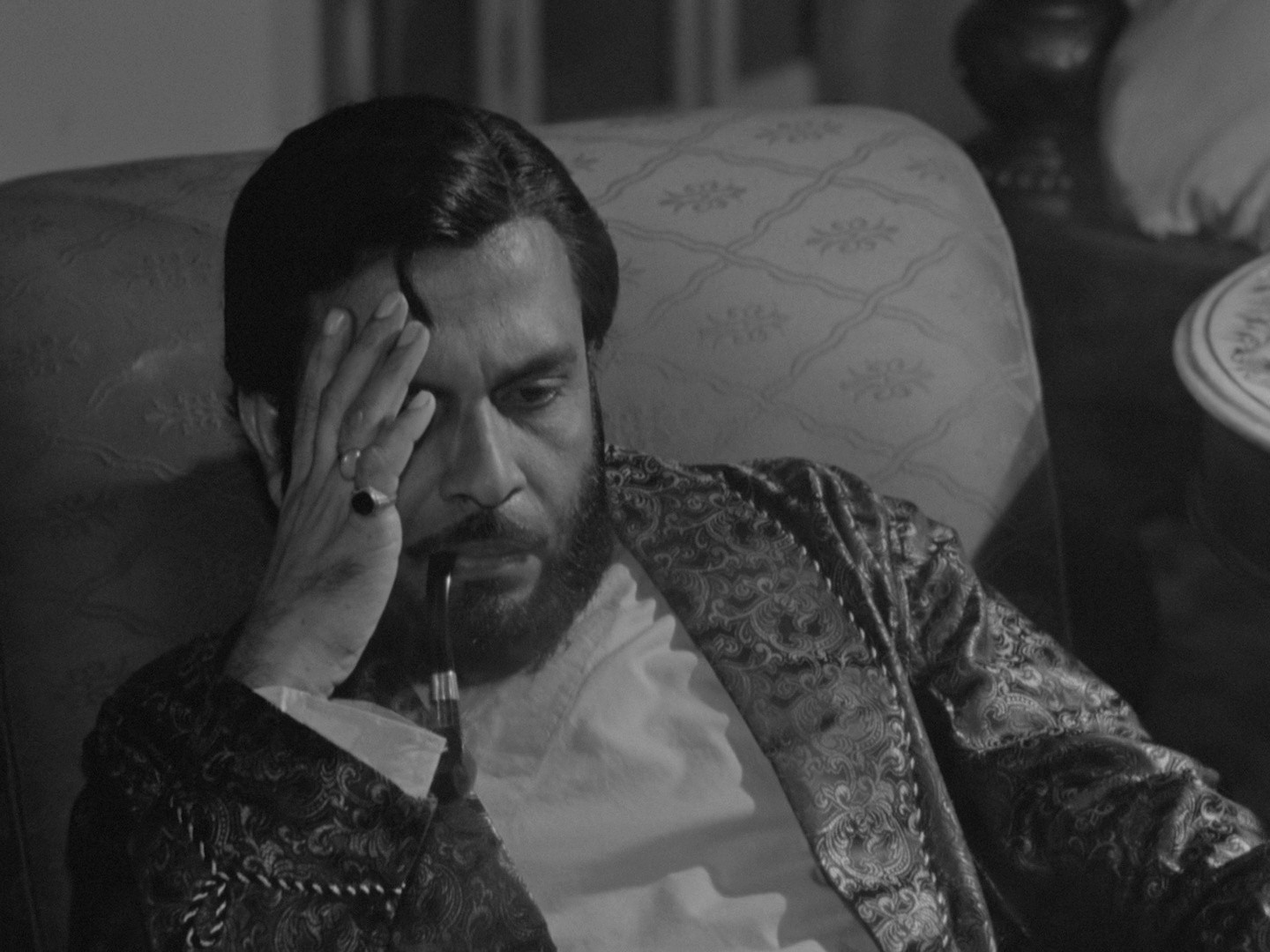 Charulata (1964) —  shot,  lighting