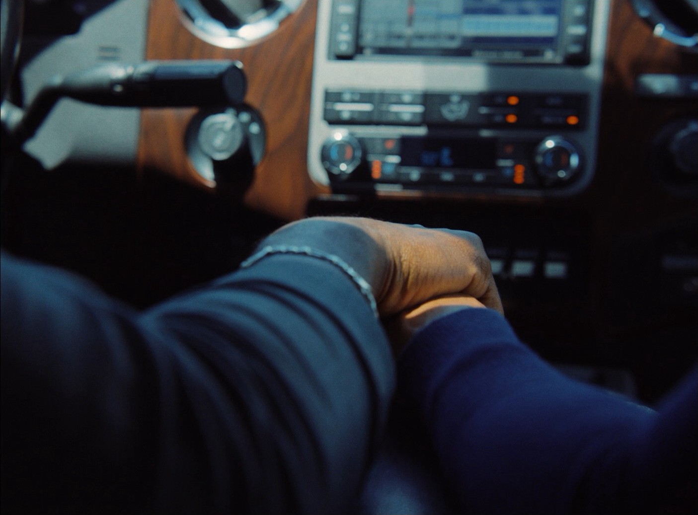 Waves (2019) —  shot,  lighting