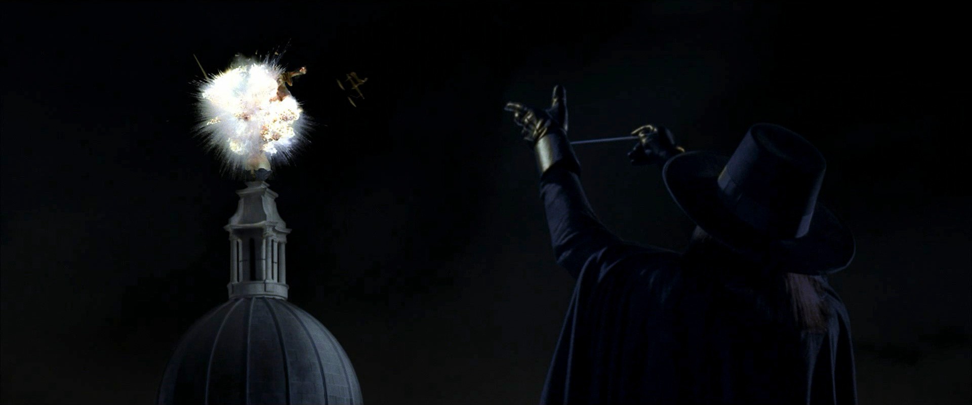 V for Vendetta (2005) —  shot,  lighting