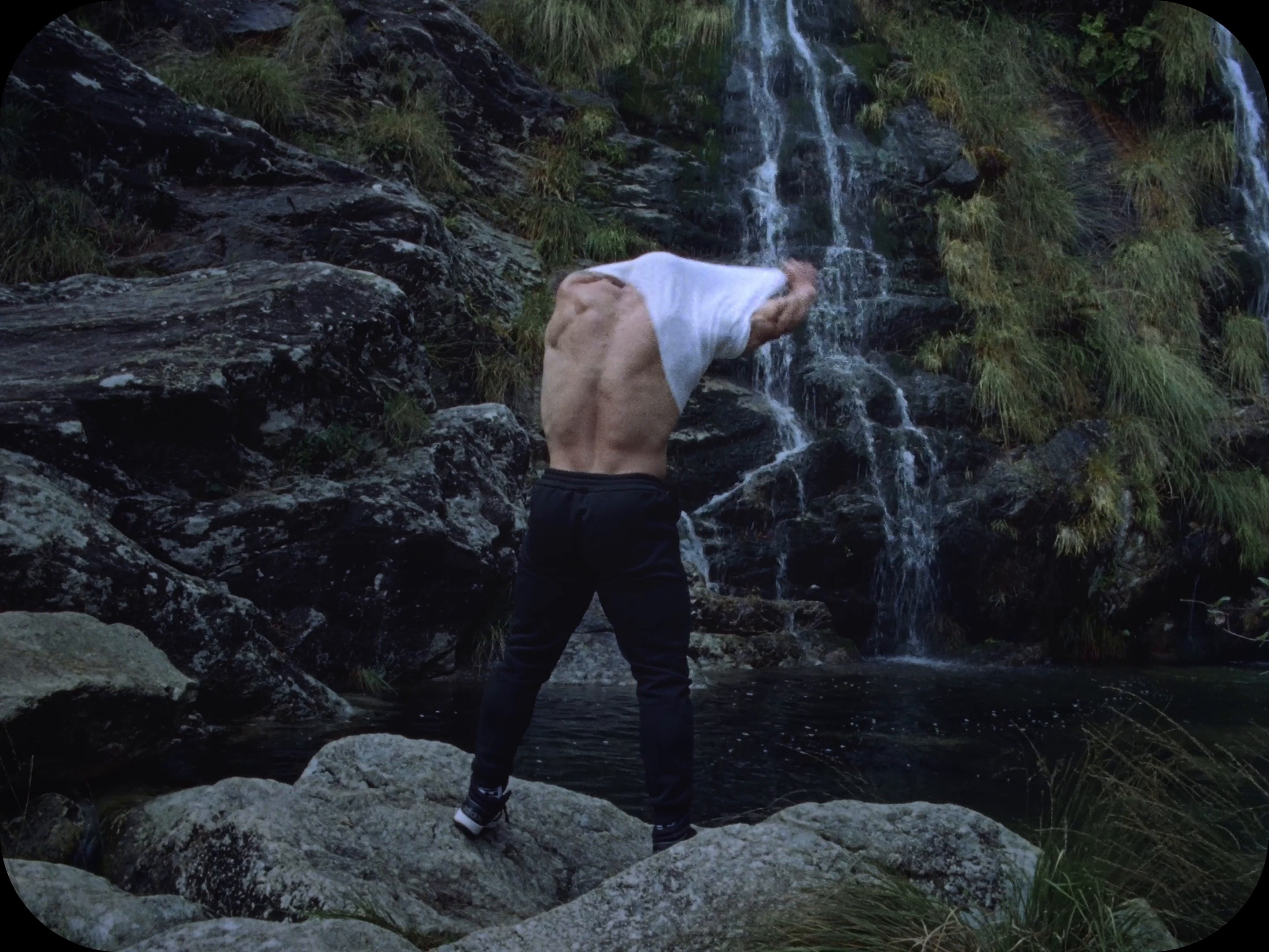 Bizarre Love Triangle (2025) —  shot,  lighting