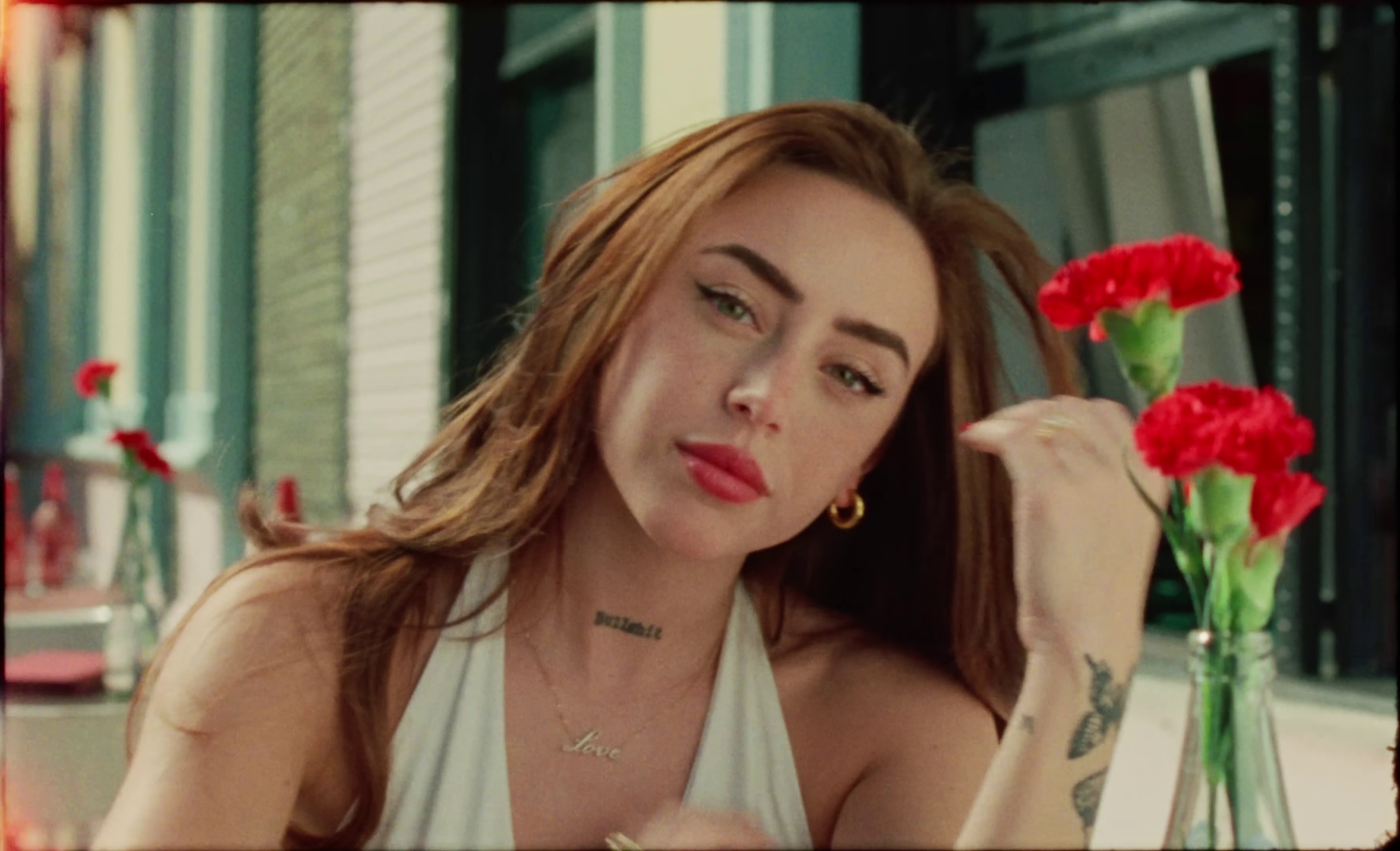 Ojos Verdes (2024) —  shot,  lighting