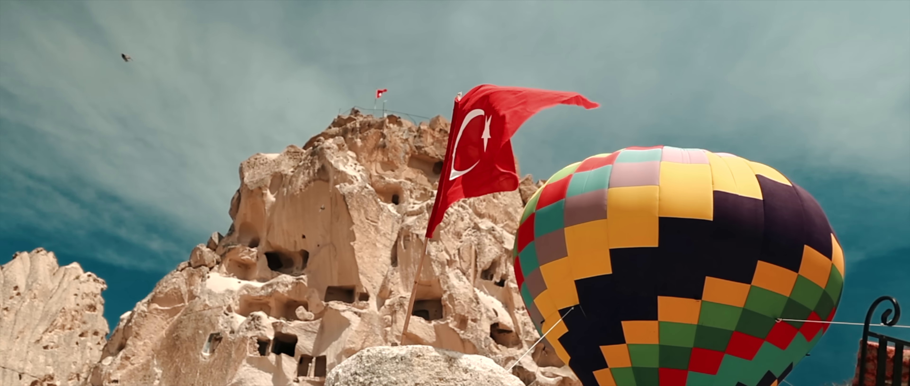  Inta Habibi (2023) —  shot,  lighting