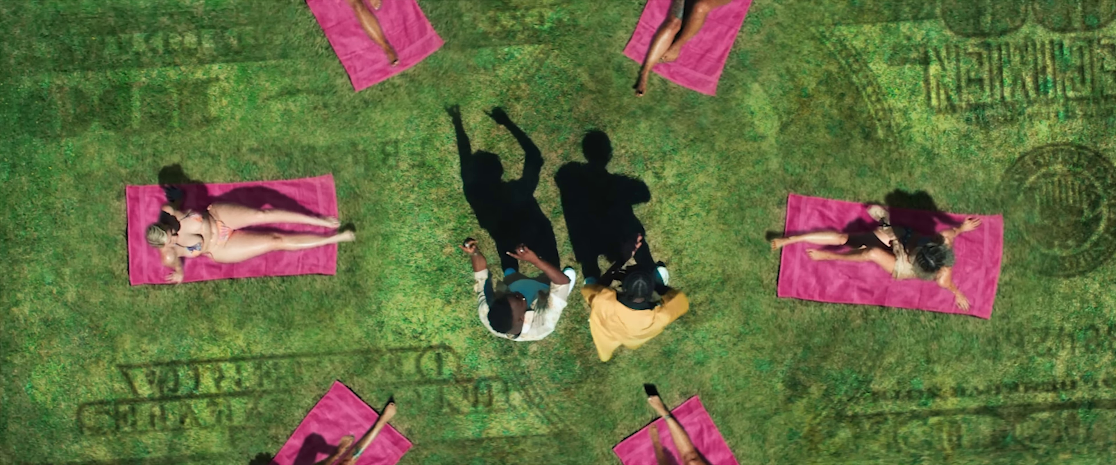 Fais de l'argent (2022) —  shot,  lighting